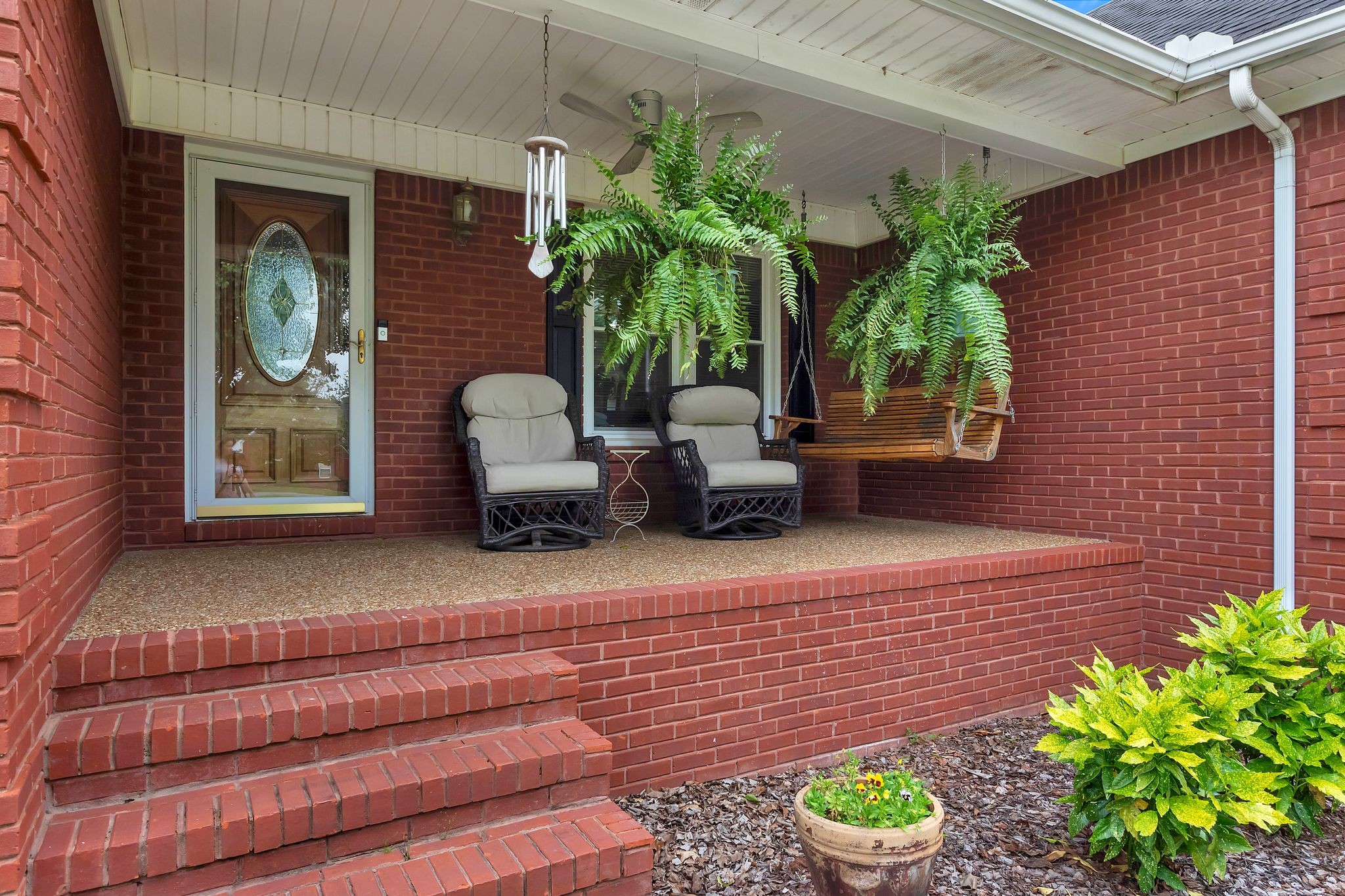 51 Eastridge Rd
