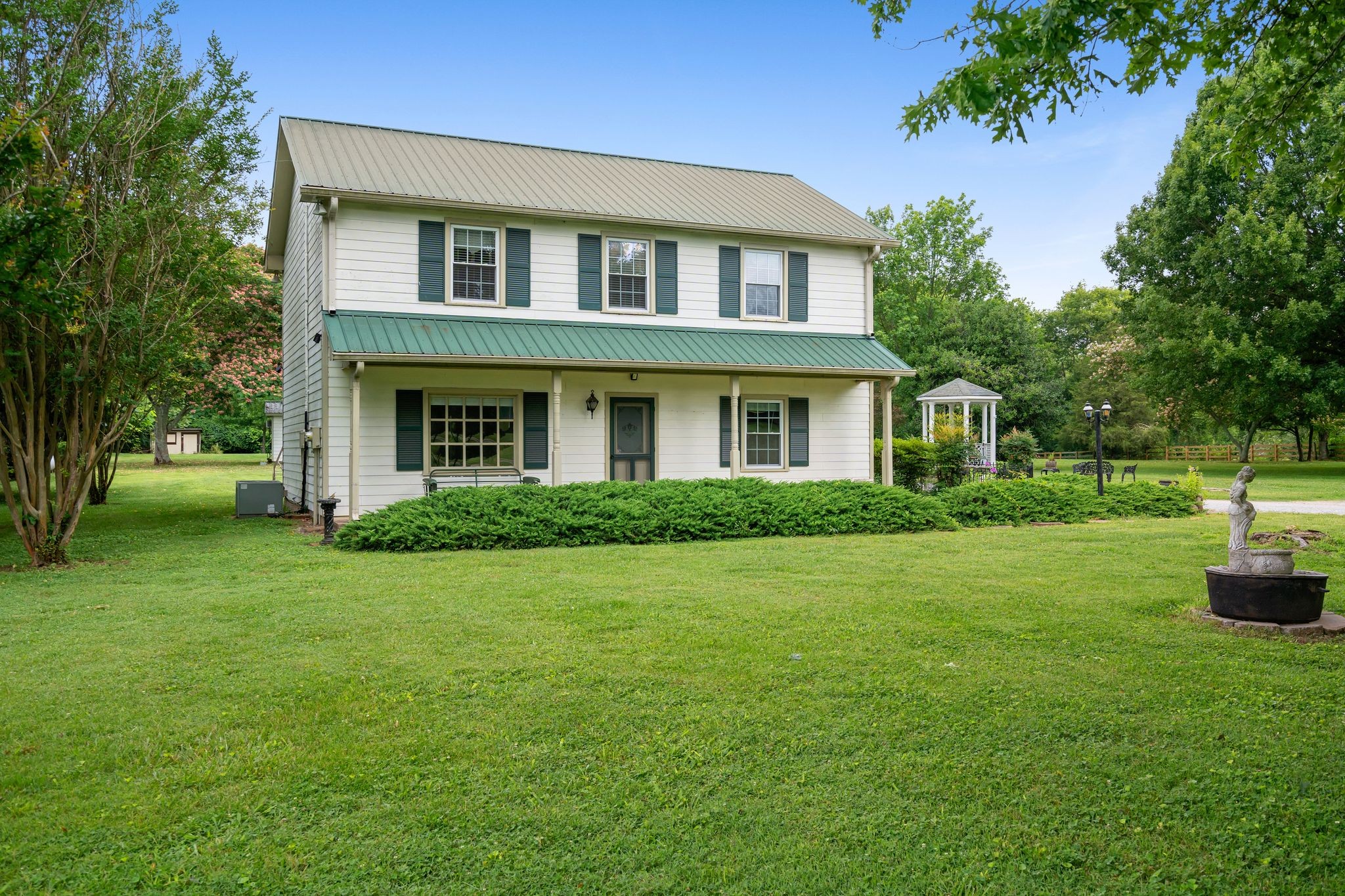 2097 Carters Creek Pike, Franklin TN 37064 3-bed home, photo 16 of 30