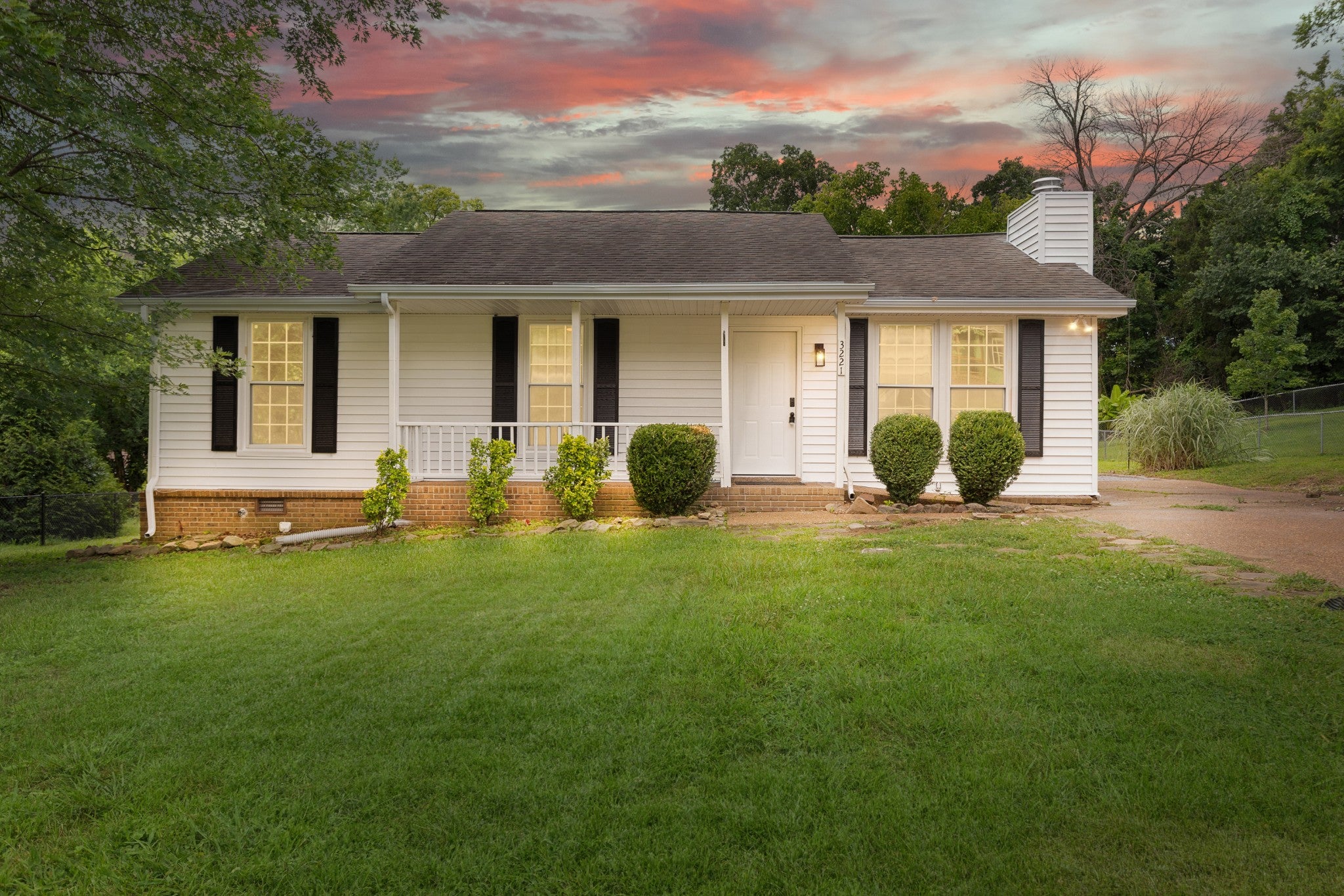 3221 Cedar Ridge Rd
