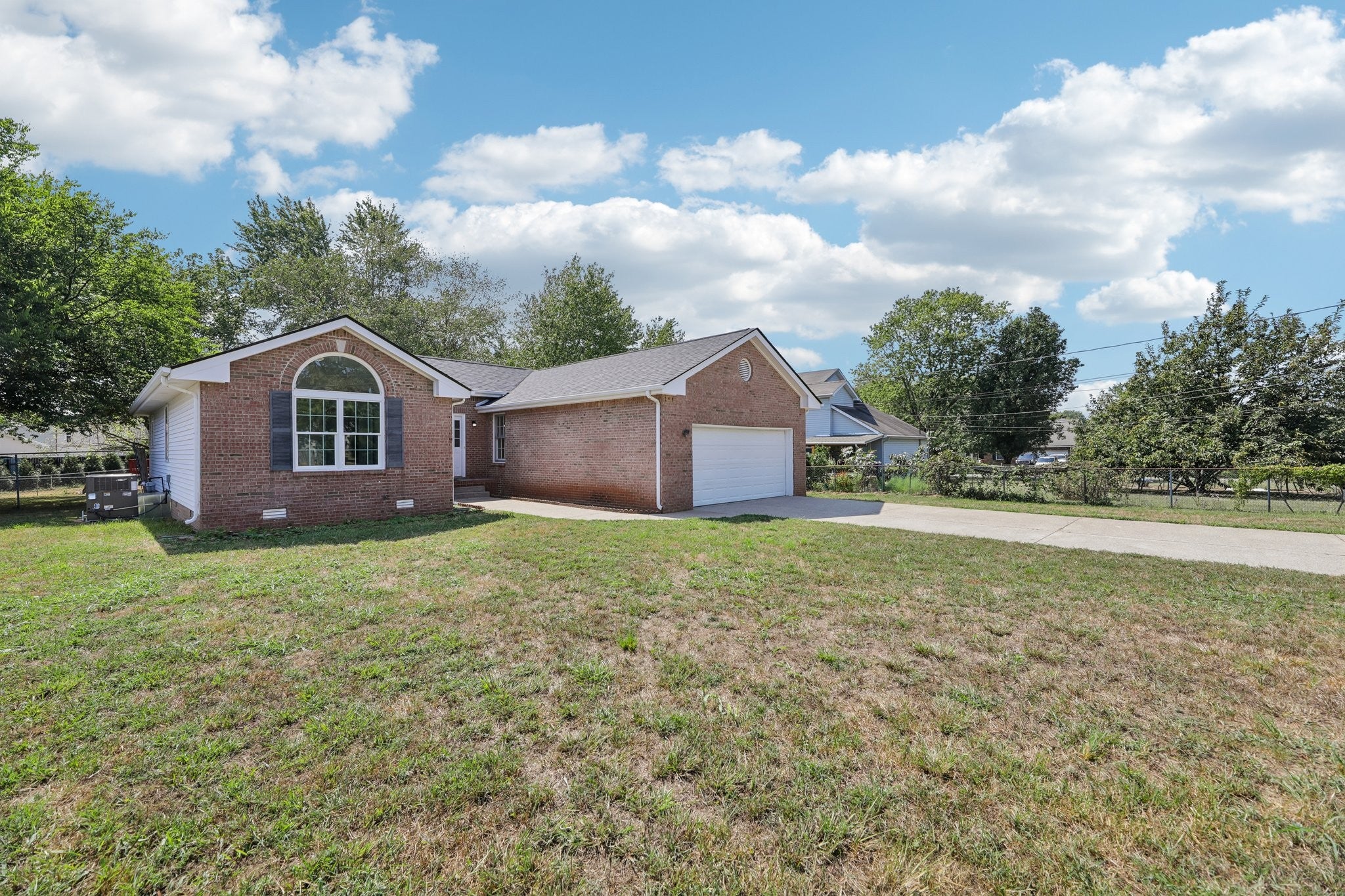 3316 Mallard Dr