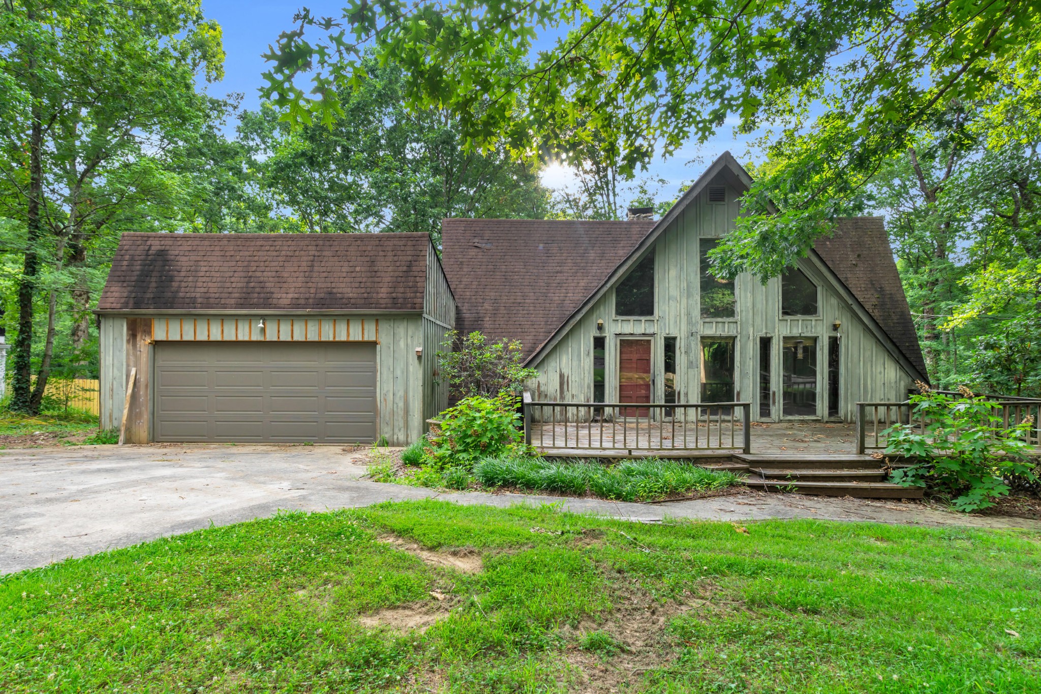 1811 Angel Lane