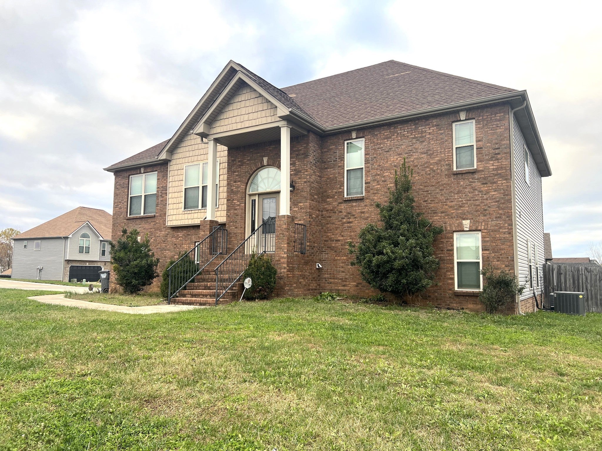 1701 Winterhaven Ct