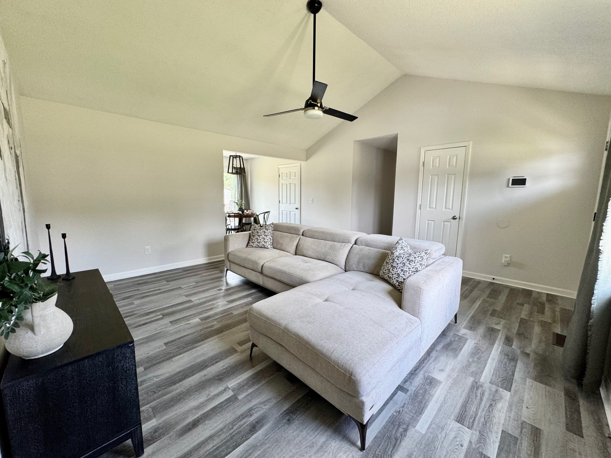 3409 Dutton Ct