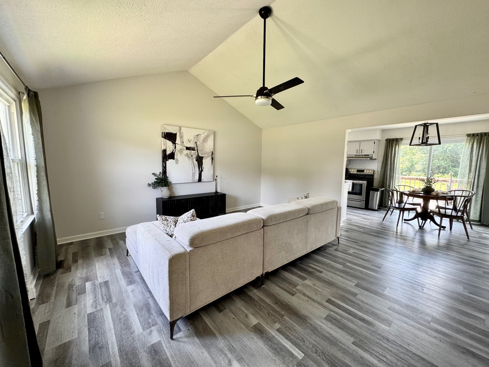 3409 Dutton Ct