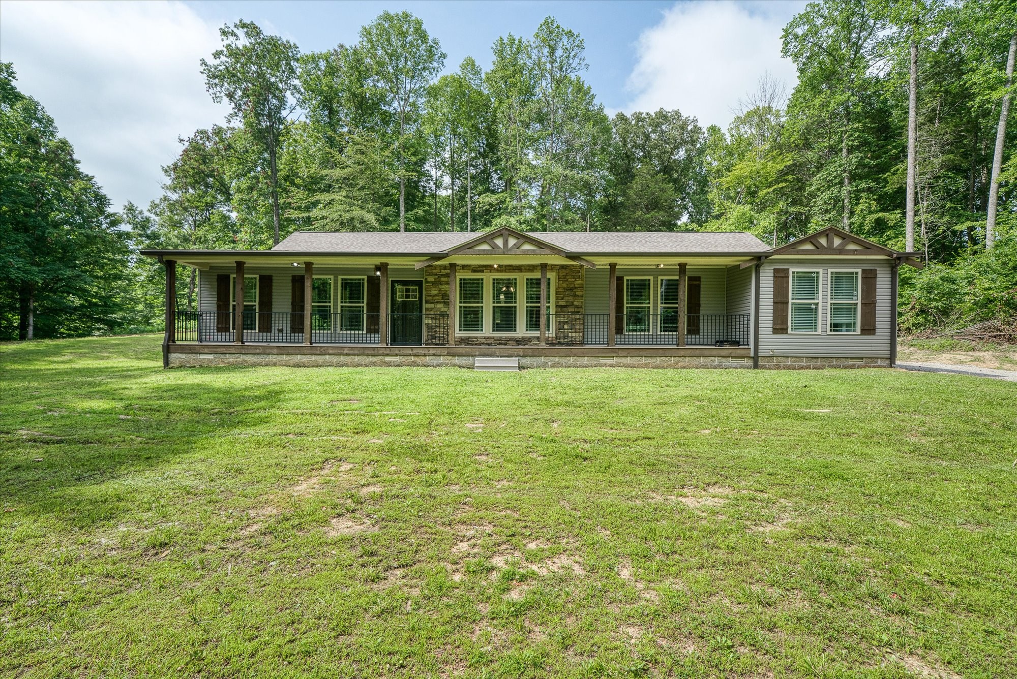 1901 Rickman Rd