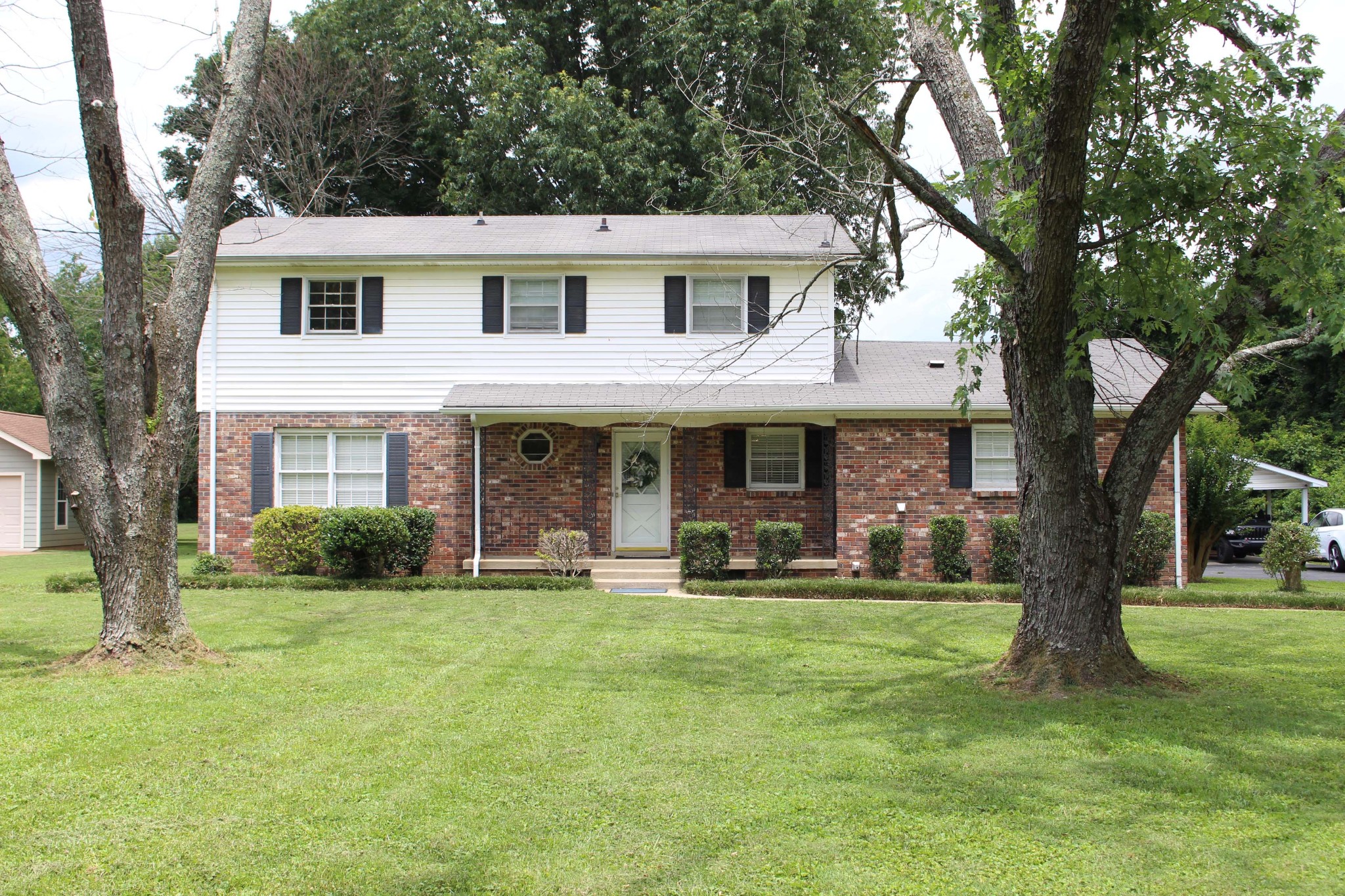 214 Haynes Dr