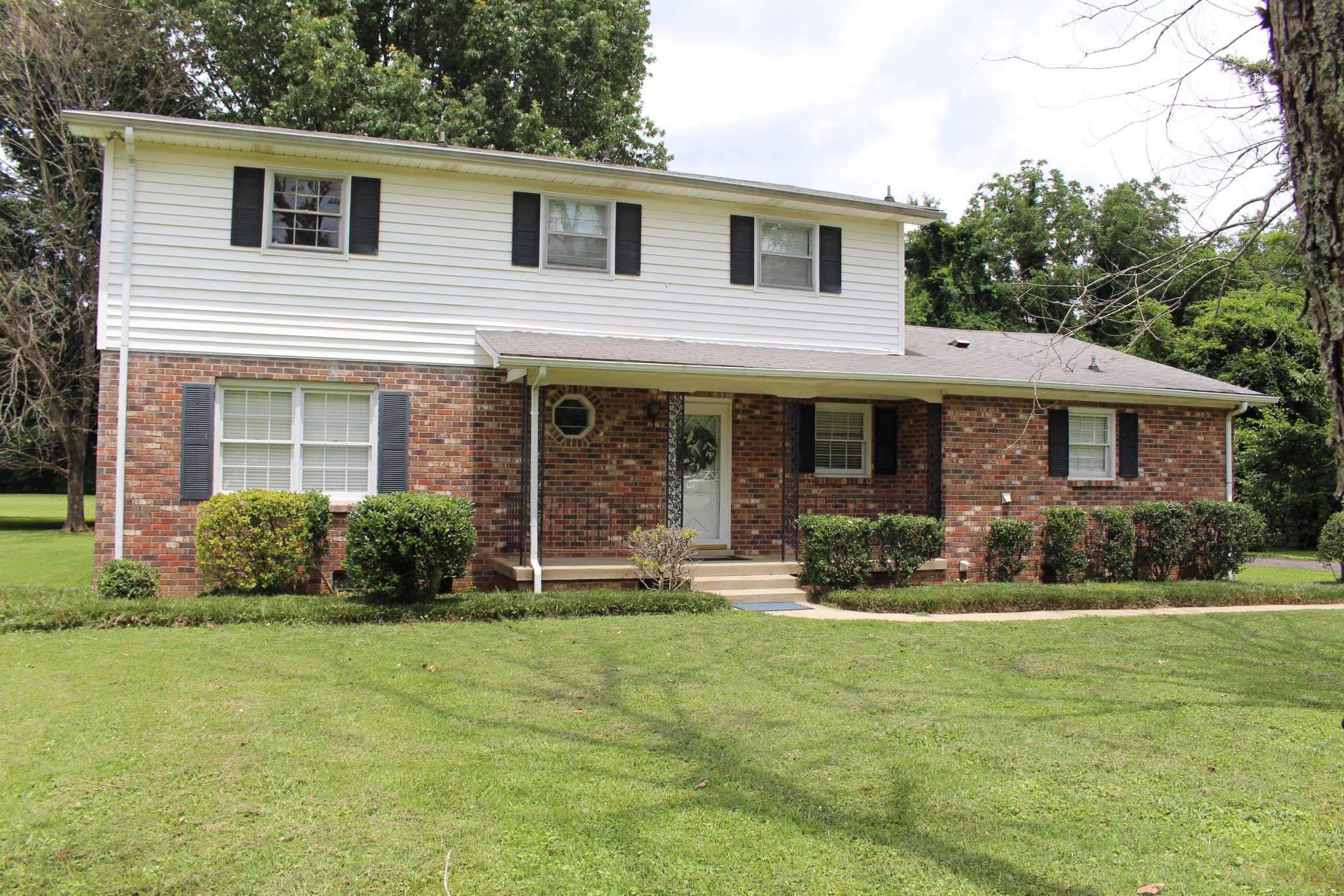 214 Haynes Dr