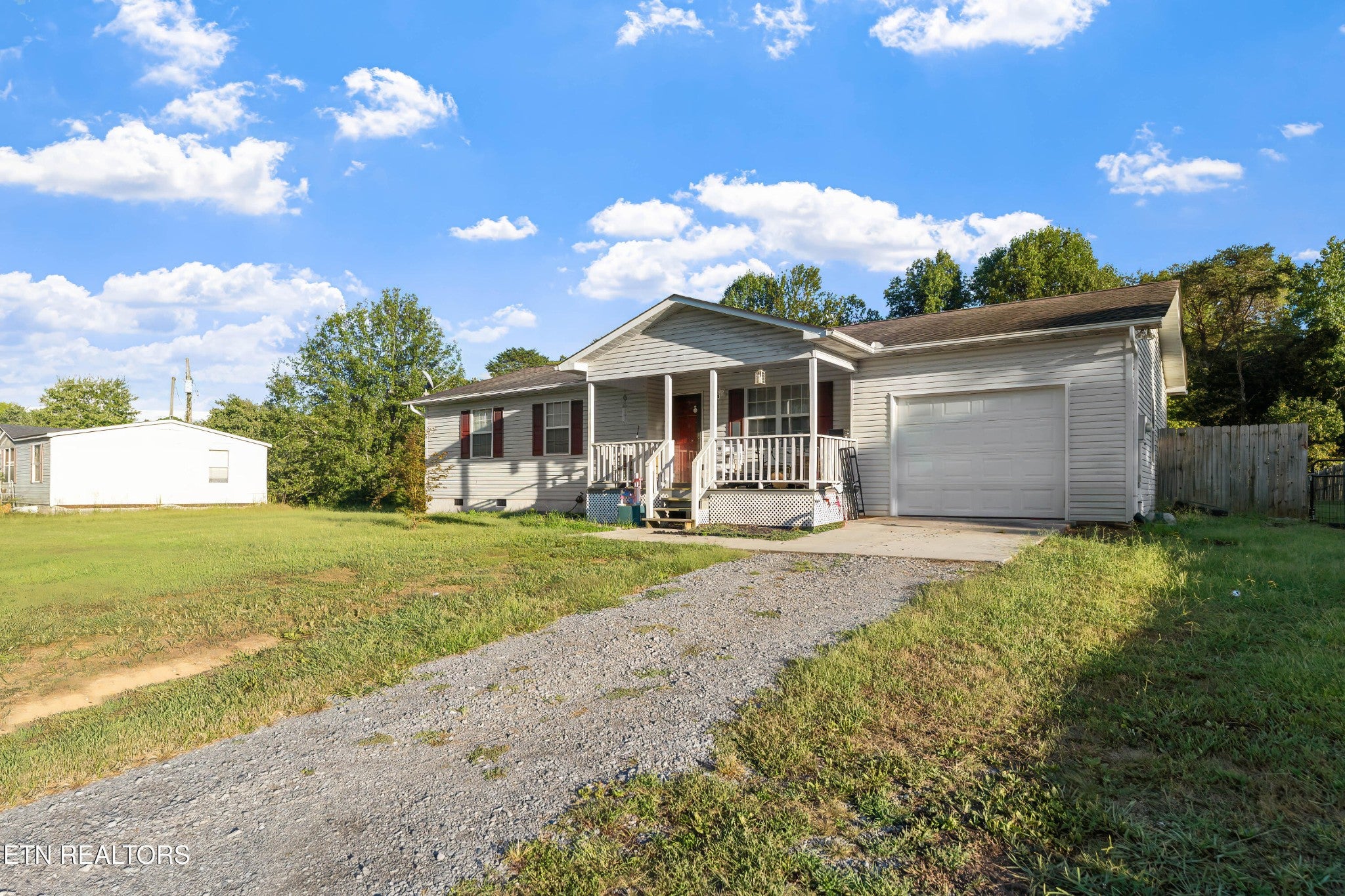 590 Old Slag Rd