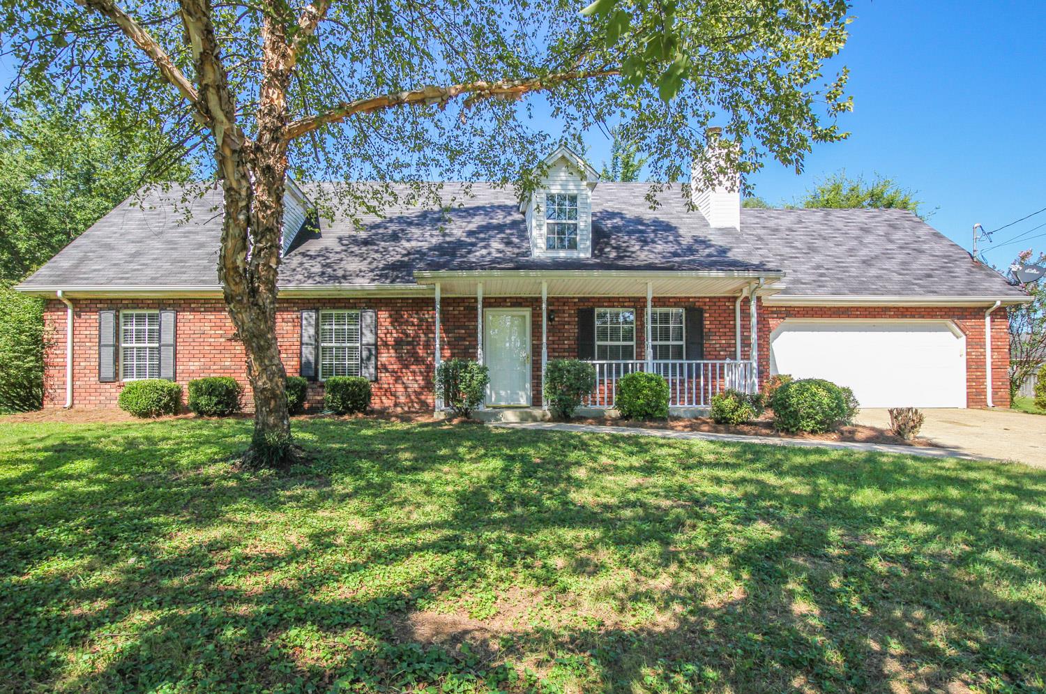 Photo 1 of 22 — 113 Drennan Ln, LA VERGNE, TN 37086