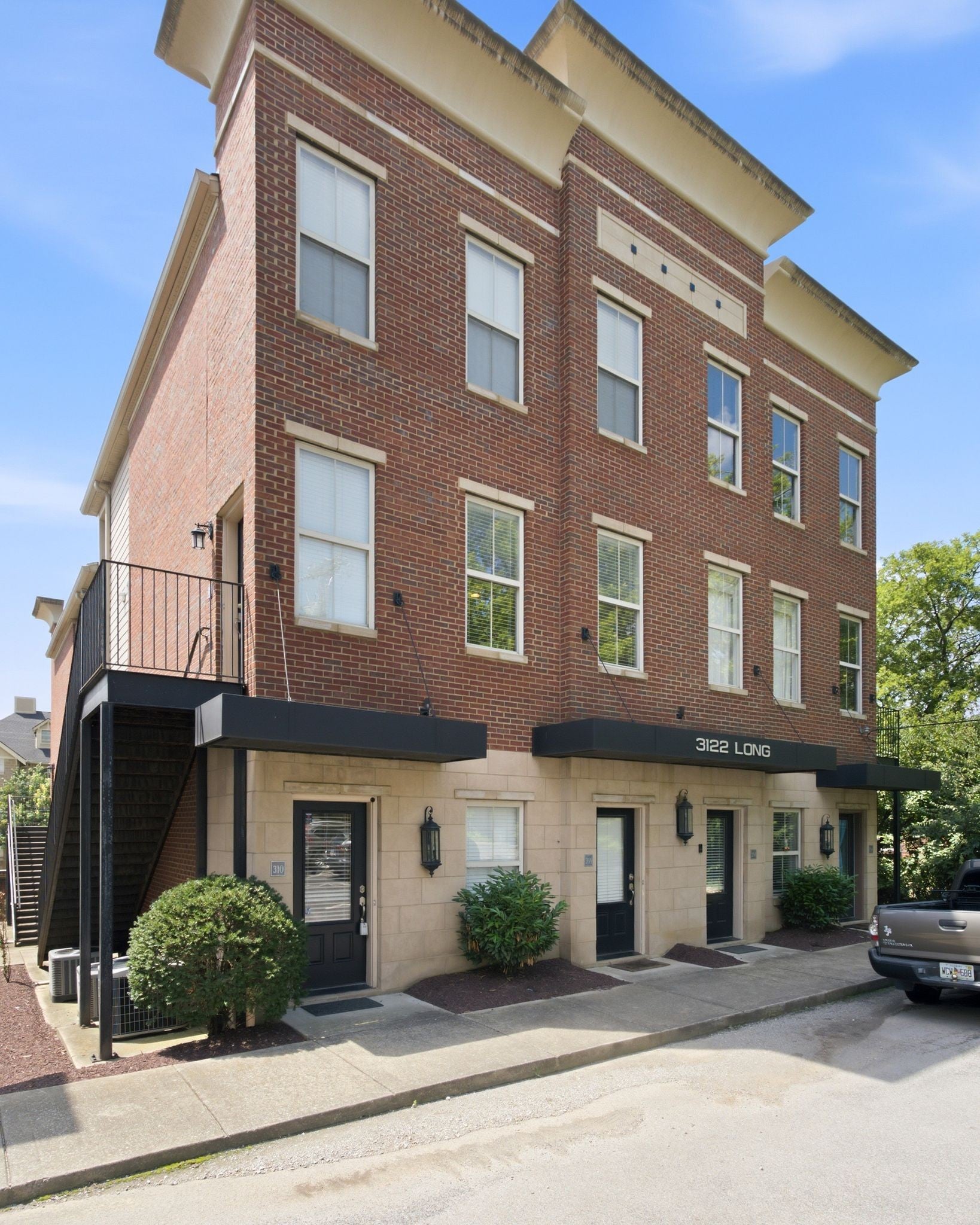 3122 Long Boulevard 310