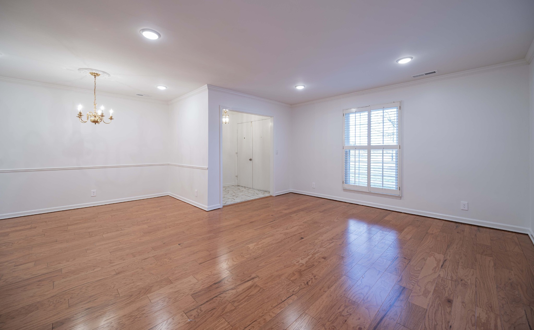 1002 E Northfield Blvd L101