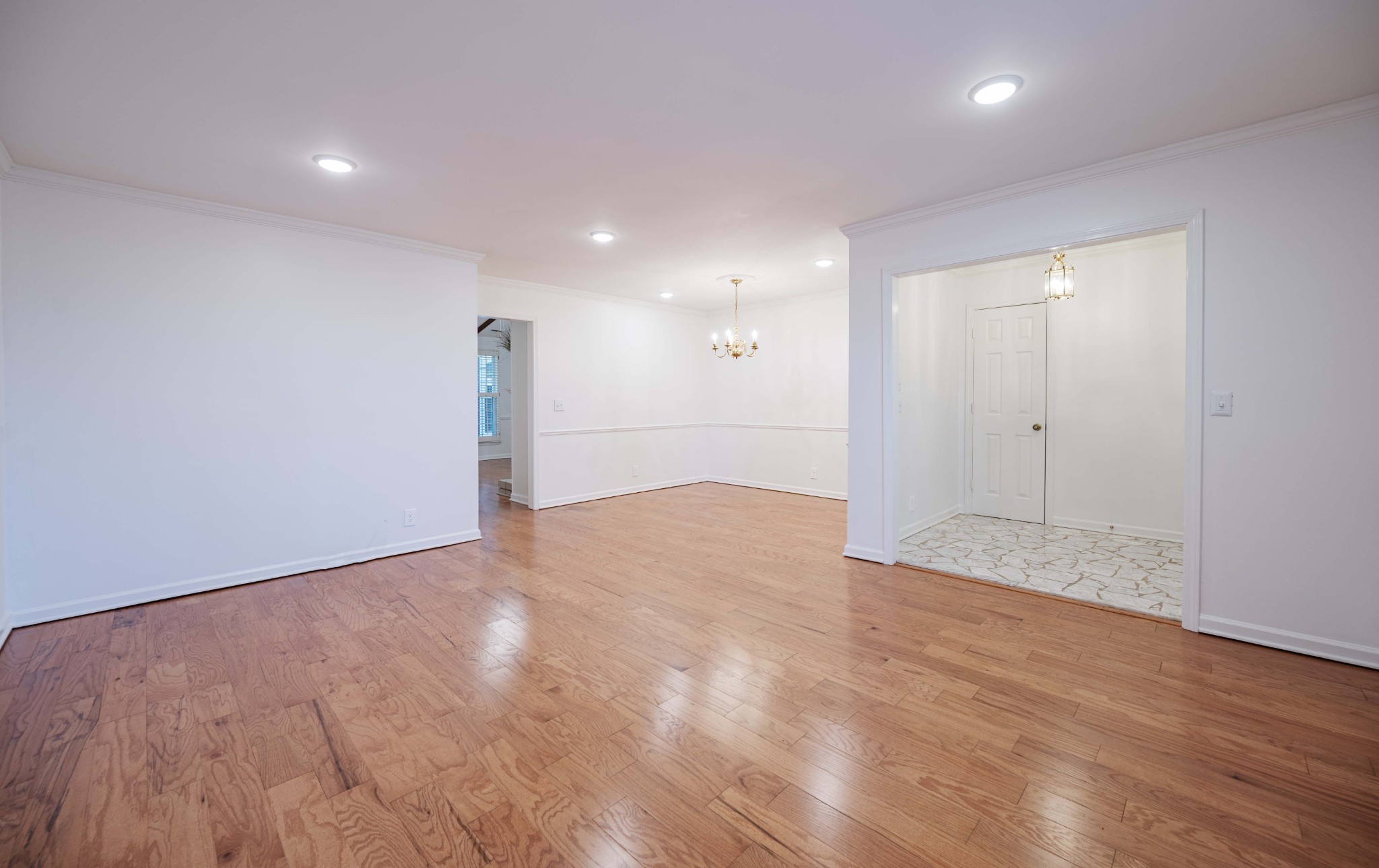 1002 E Northfield Blvd L101