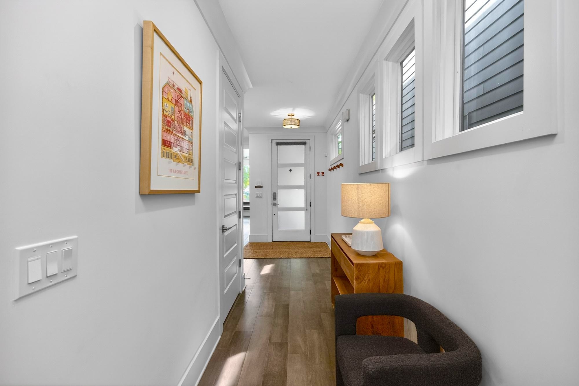 217 Eastmoreland St B