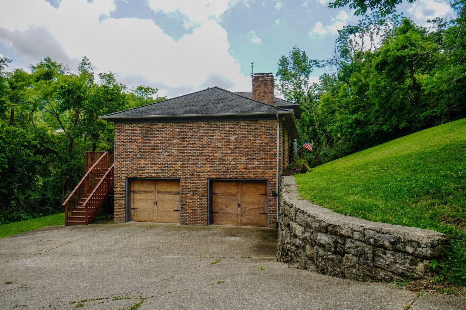 1203 Saxon Drive, Nashville TN 37215 6-bed home, photo 5 of 30