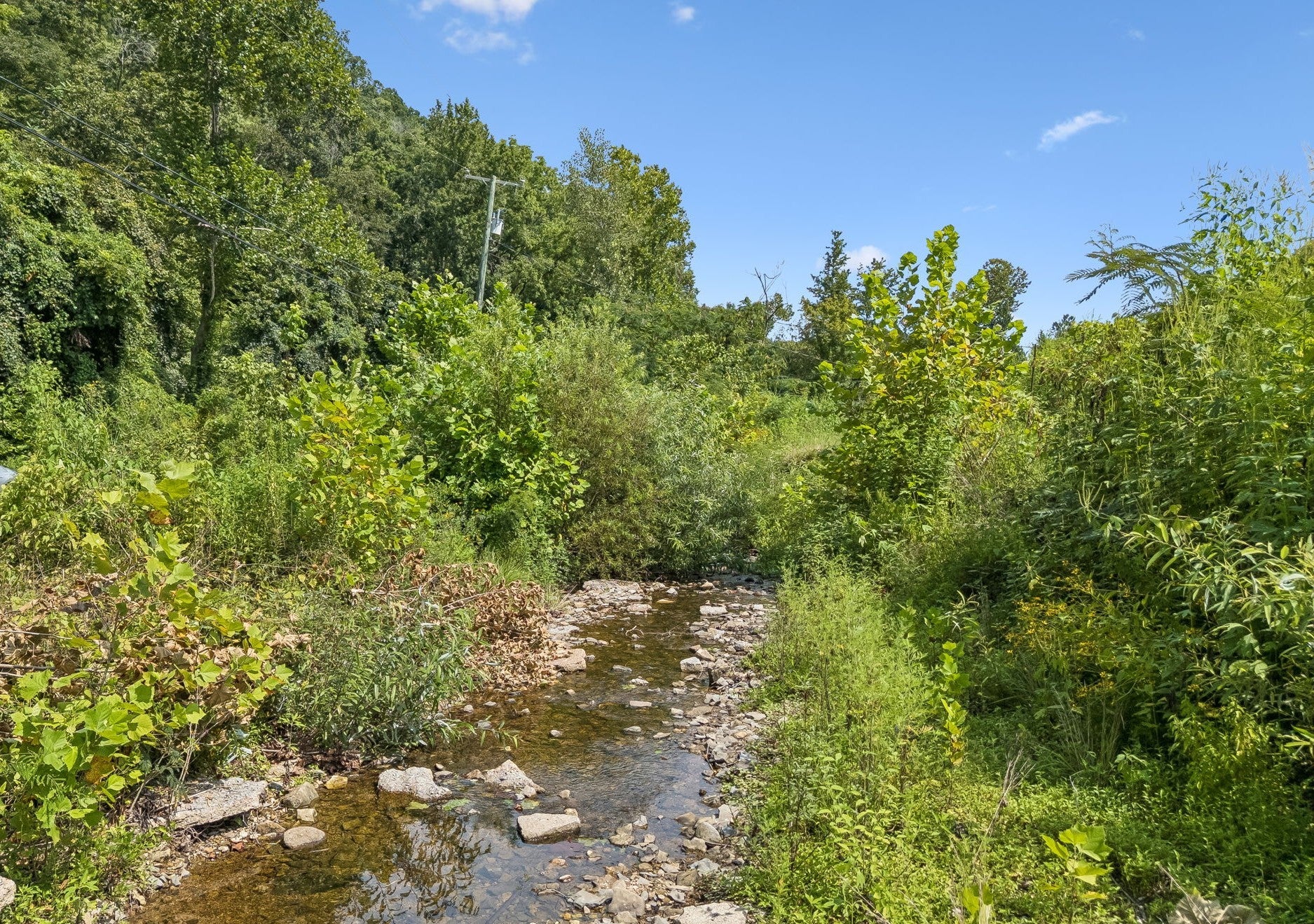 1525 Dry Creek Rd