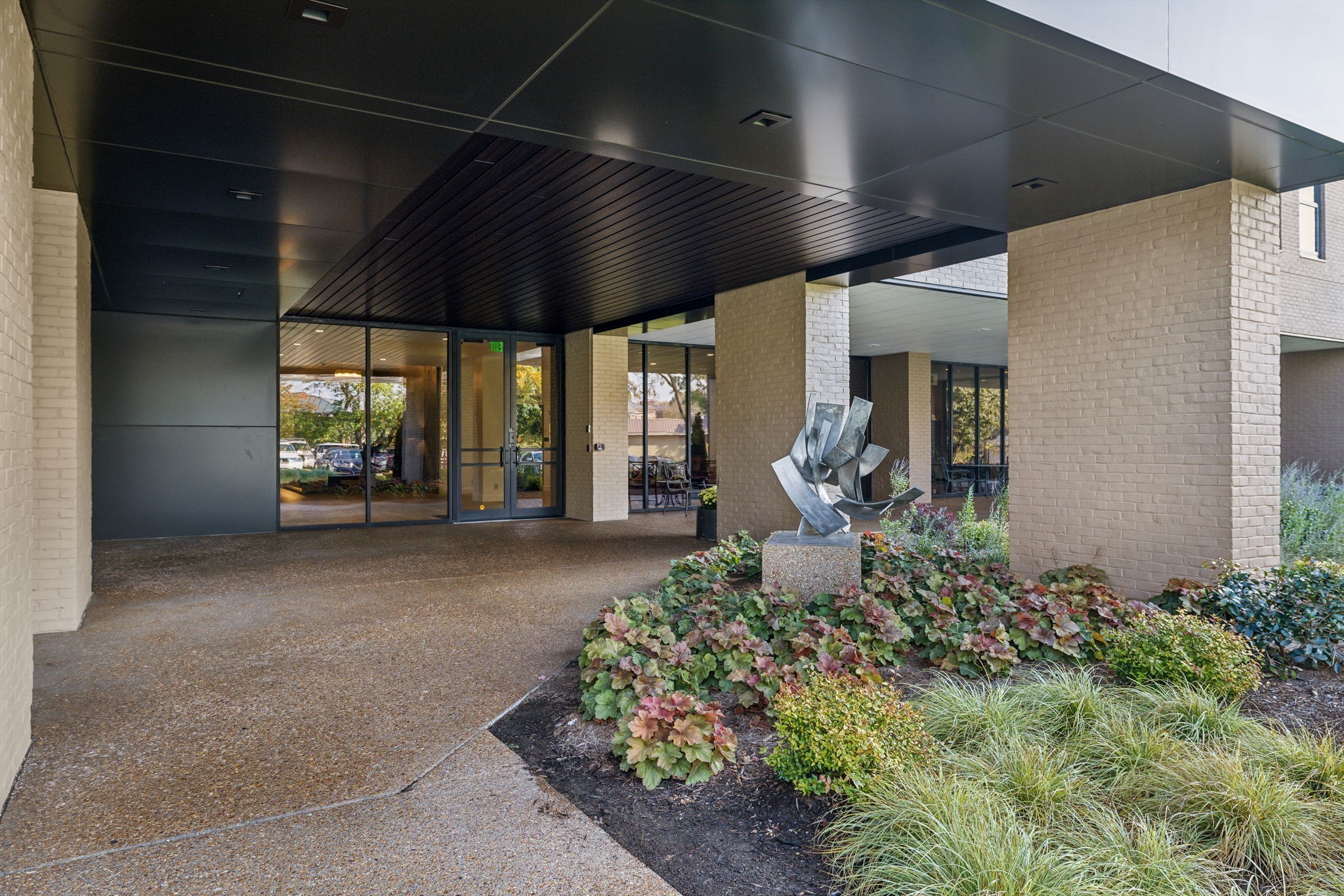 3901 West End Ave 305