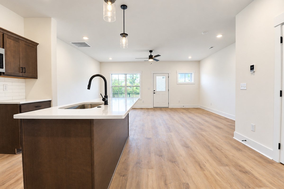 120 Riva Ridge 2