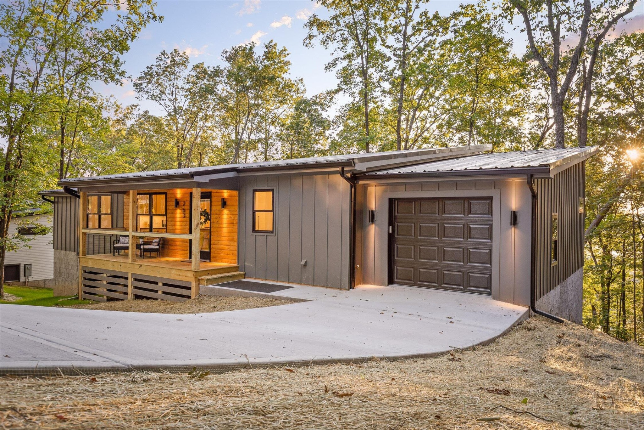 263 Eleanor Drive SW
