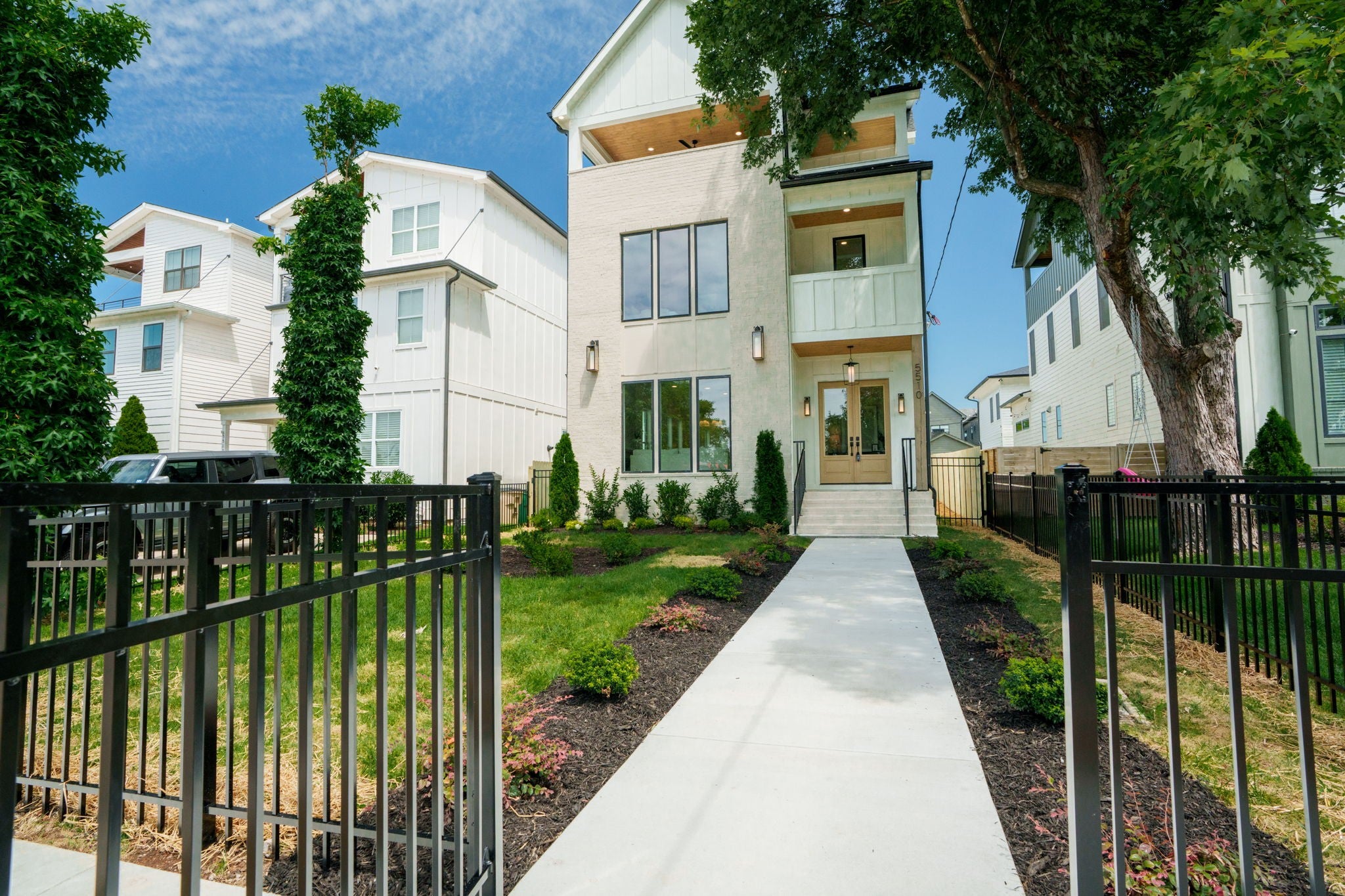 5-bed listing at 5510 Pennsylvania Ave, Nashville
