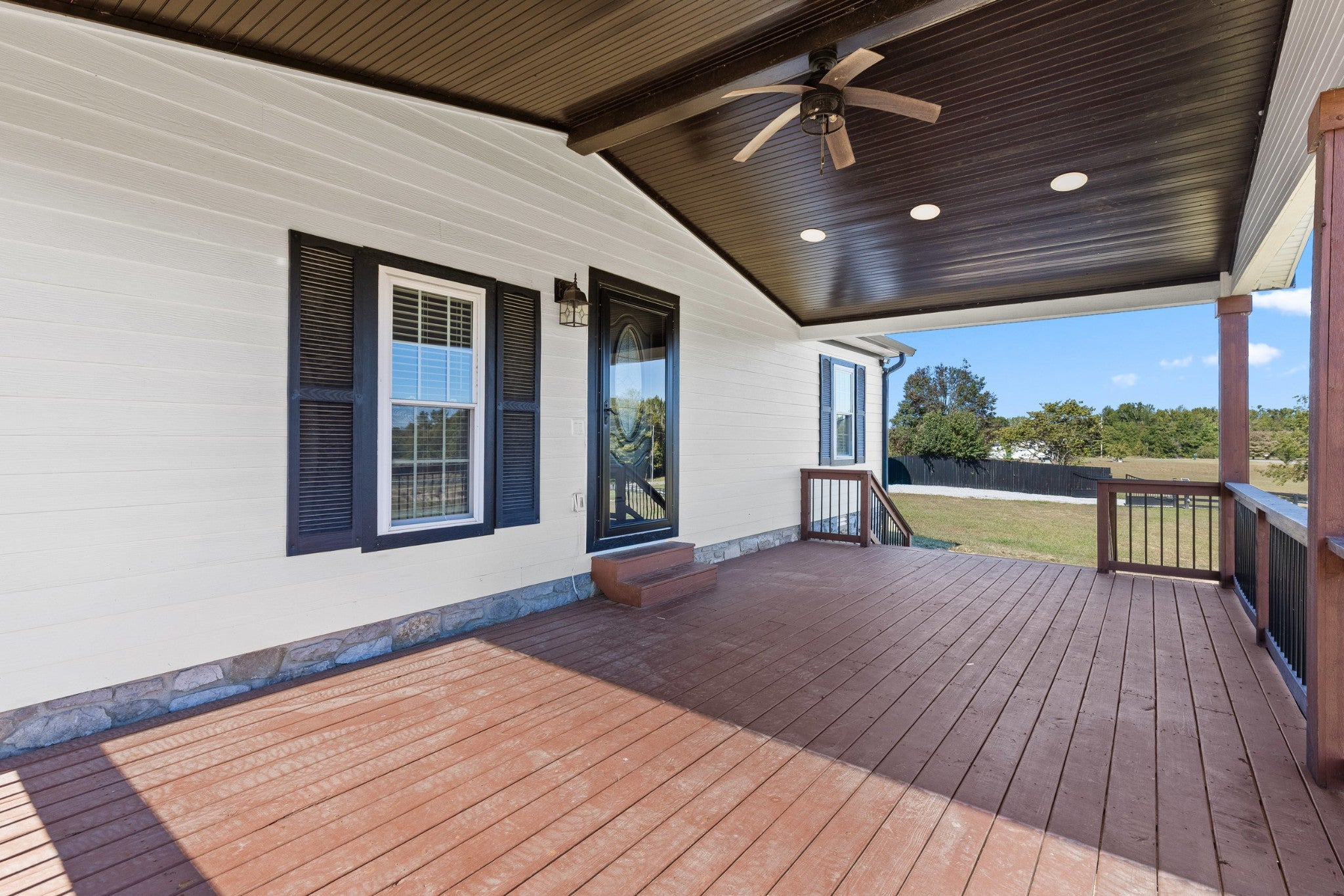 284 Paul Thompson Rd