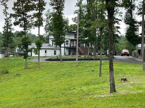 Photo of 332 Southridge Rd, Hohenwald, TN 38462 (MLS # 3232504)