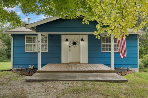 9732 Old Highway 46 Bon Aqua TN 37025