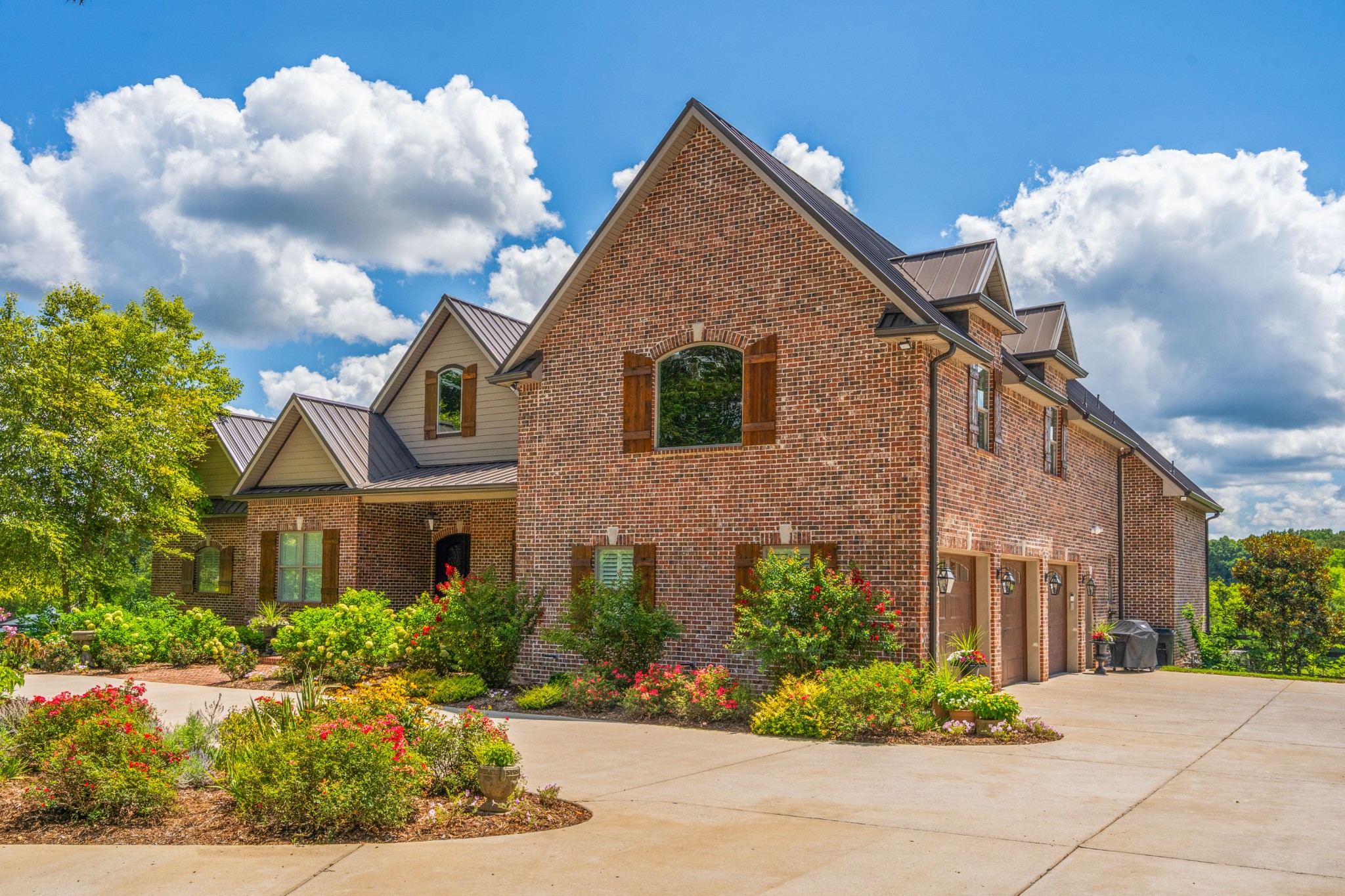 7265 Highway 25 E
