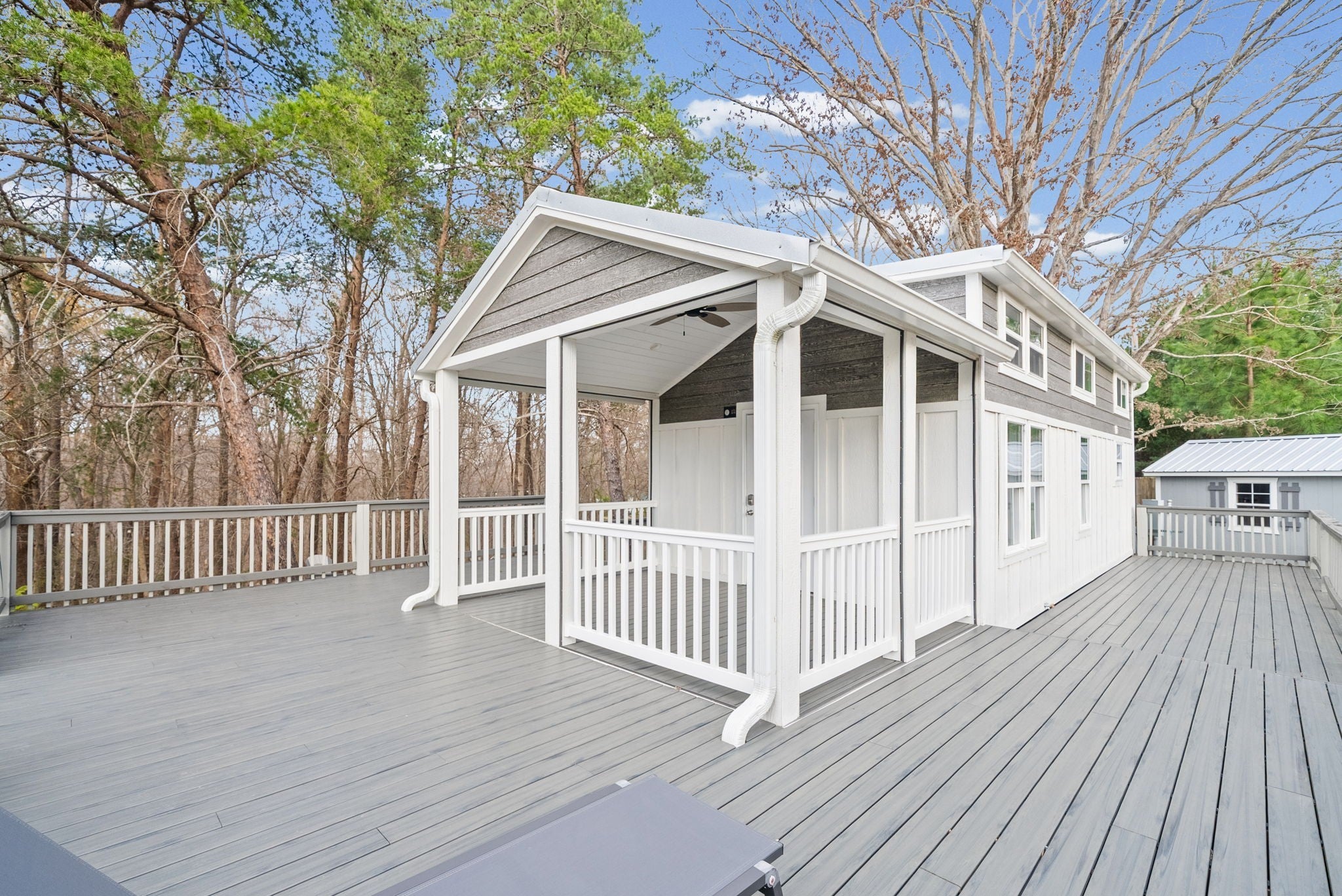 102 Thomas Rd