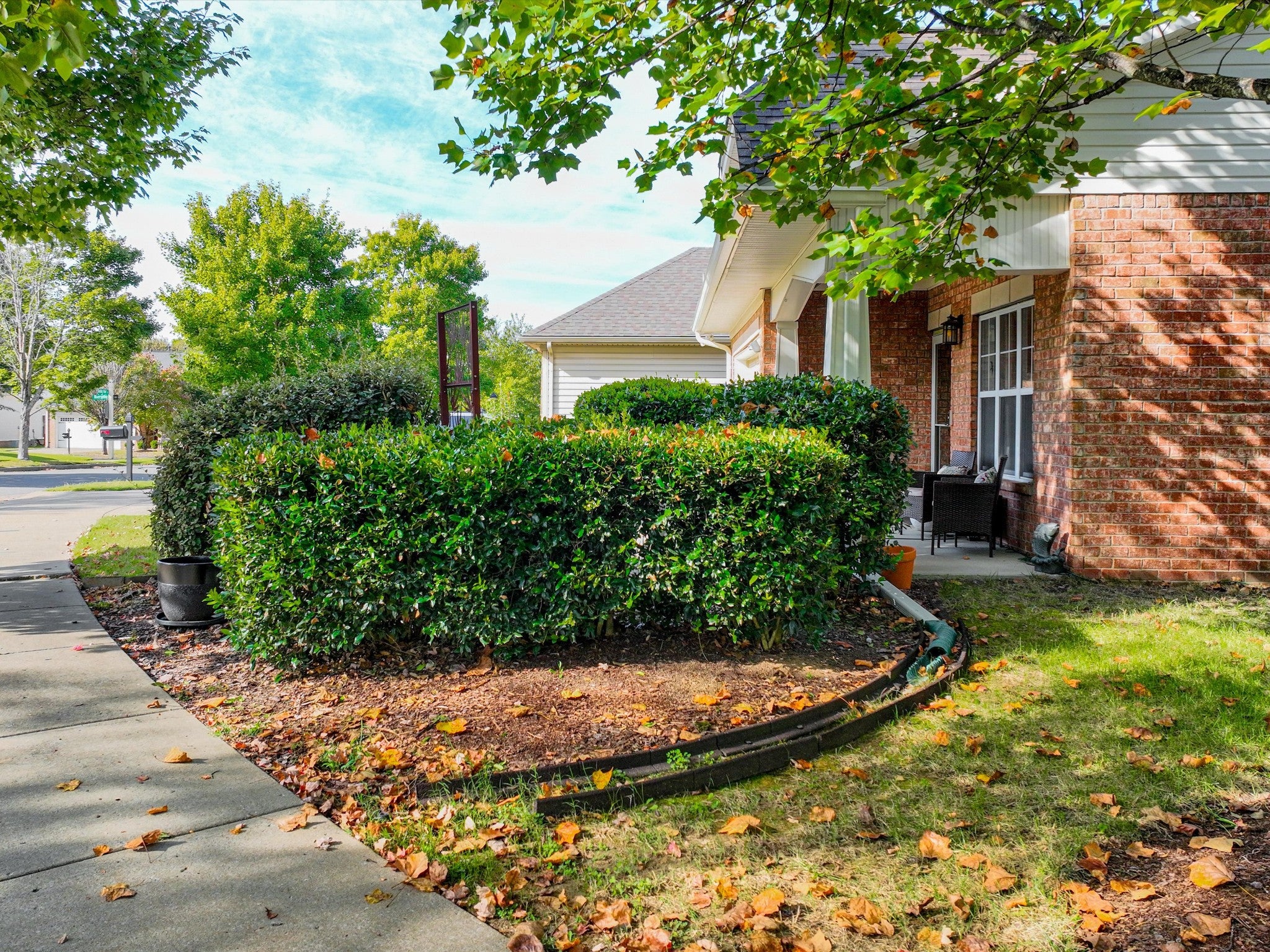 1460 Bending River Dr