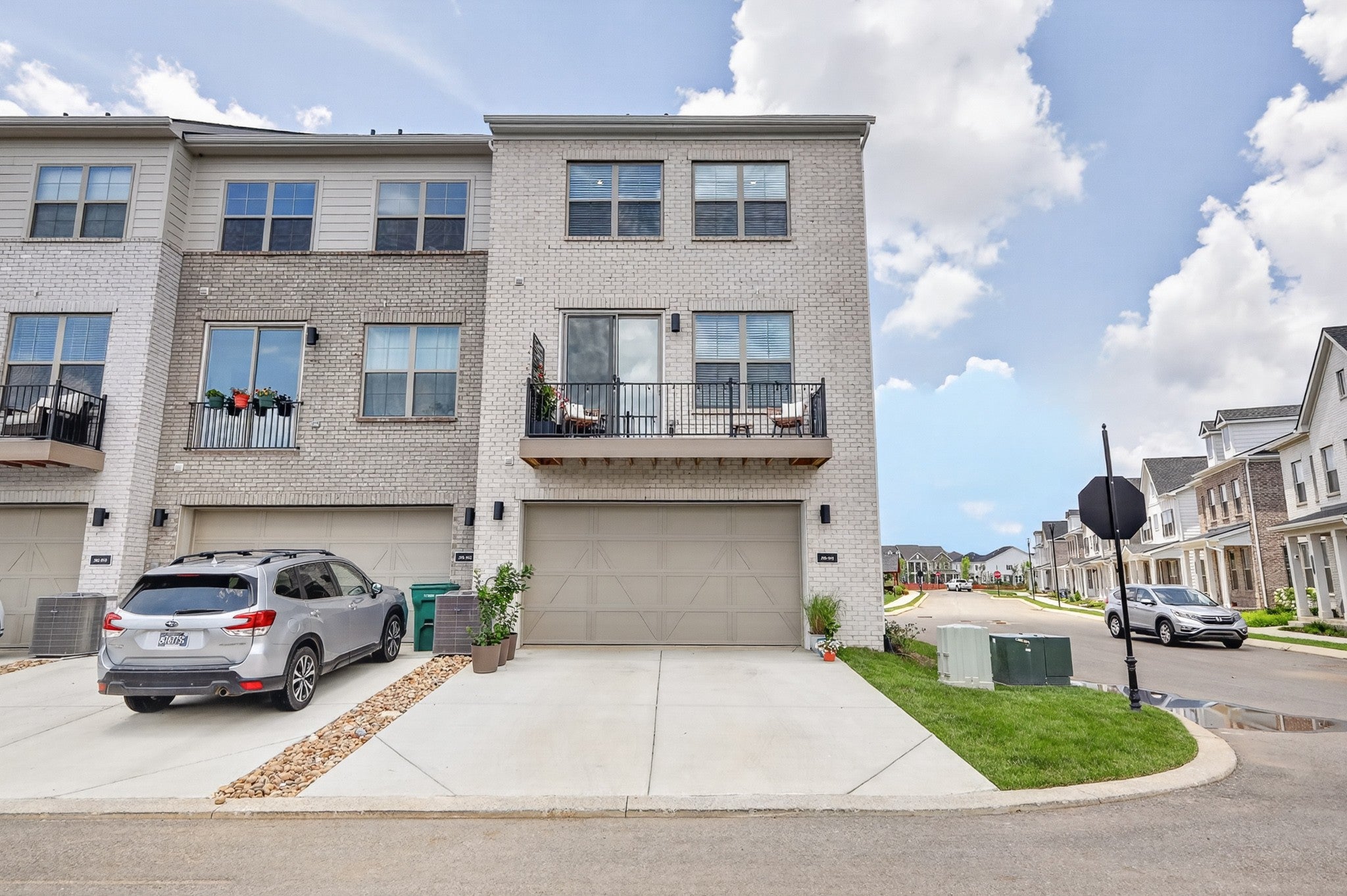 2615 Wilkinson Pike 1001