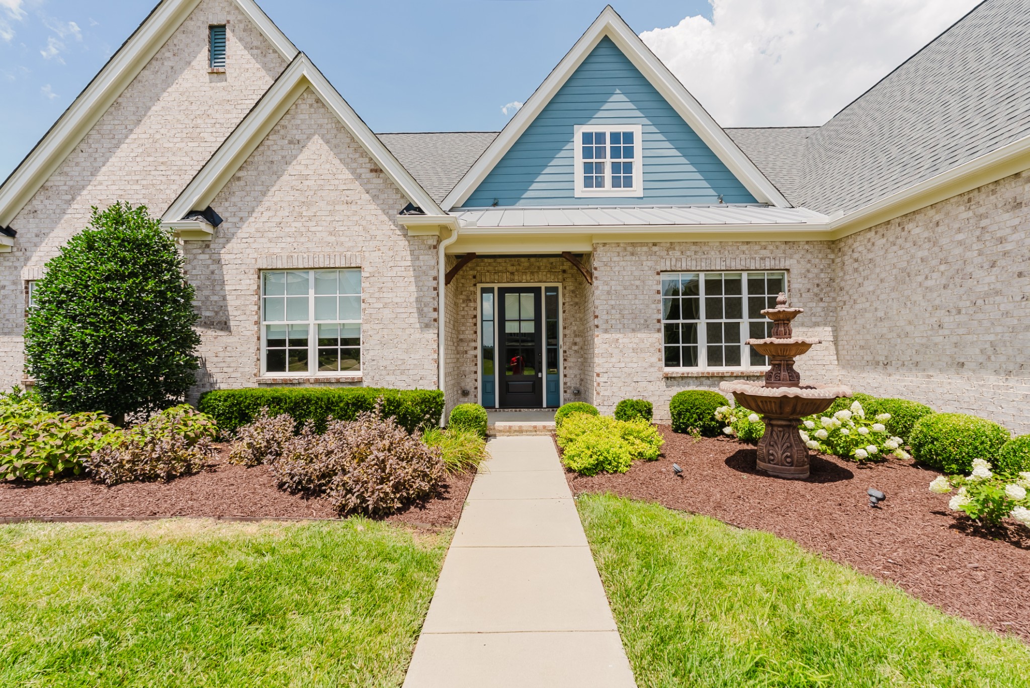 6579 Windmill Dr