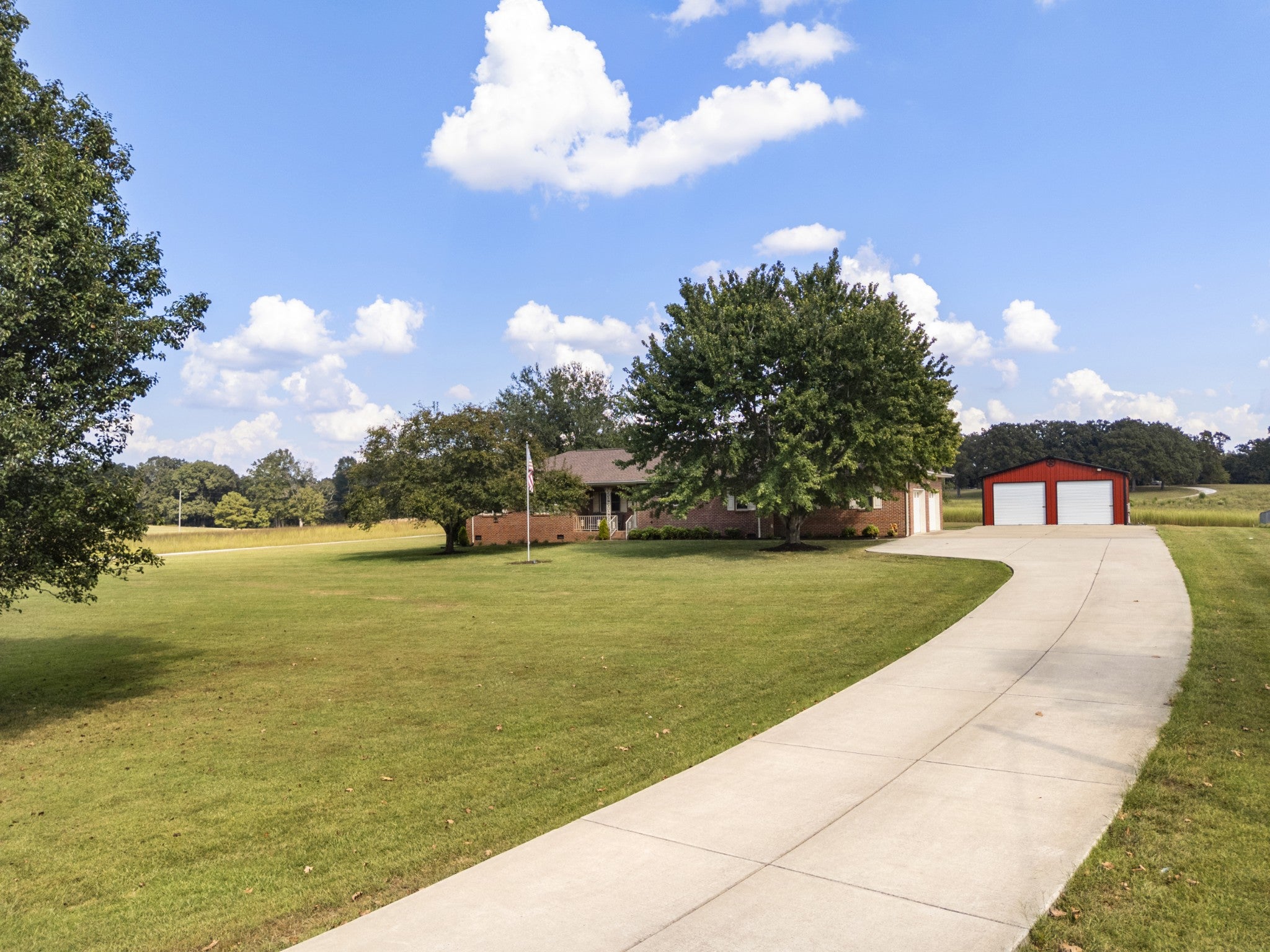 1279 Highway 48 S