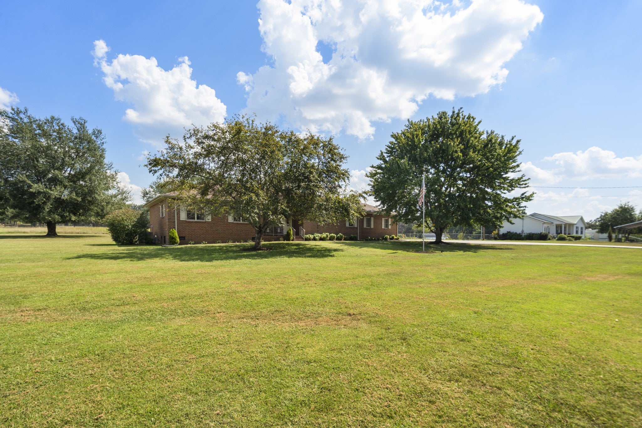 1279 Highway 48 S