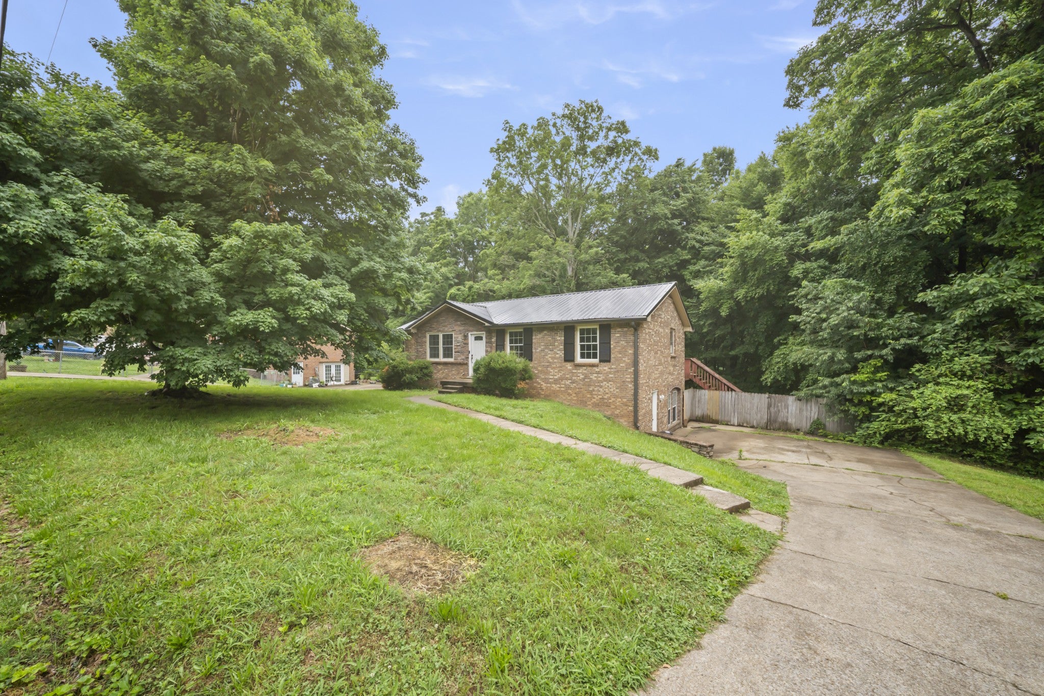 2733 Turner Ln