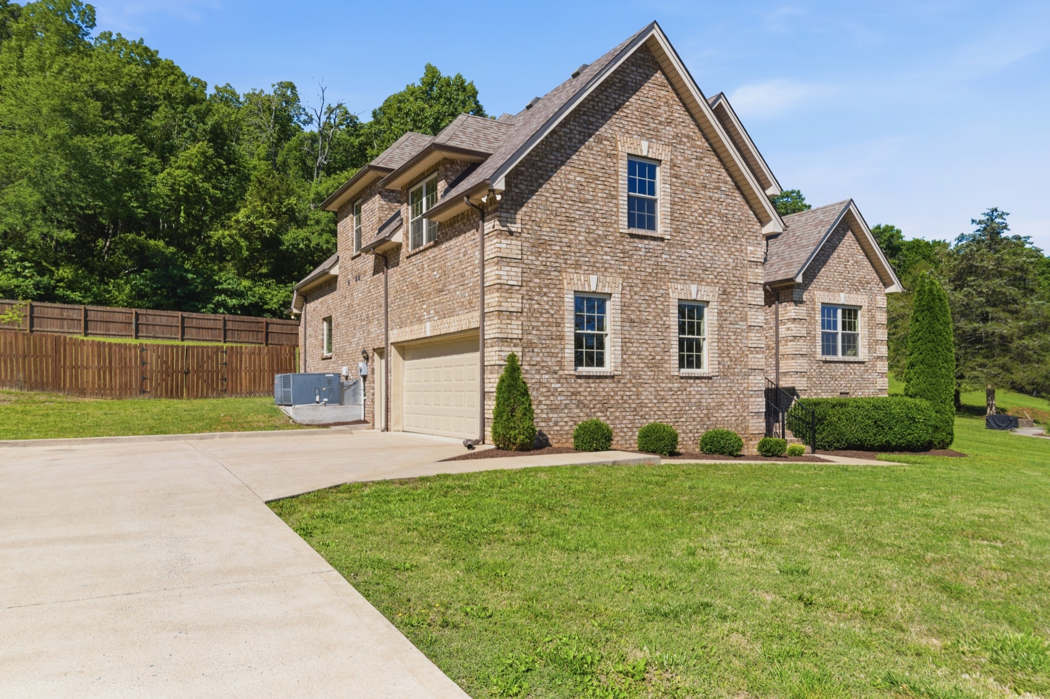 3804 Berryhill Dr