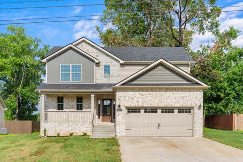 1861 Deerstand Dr Clarksville TN 37042