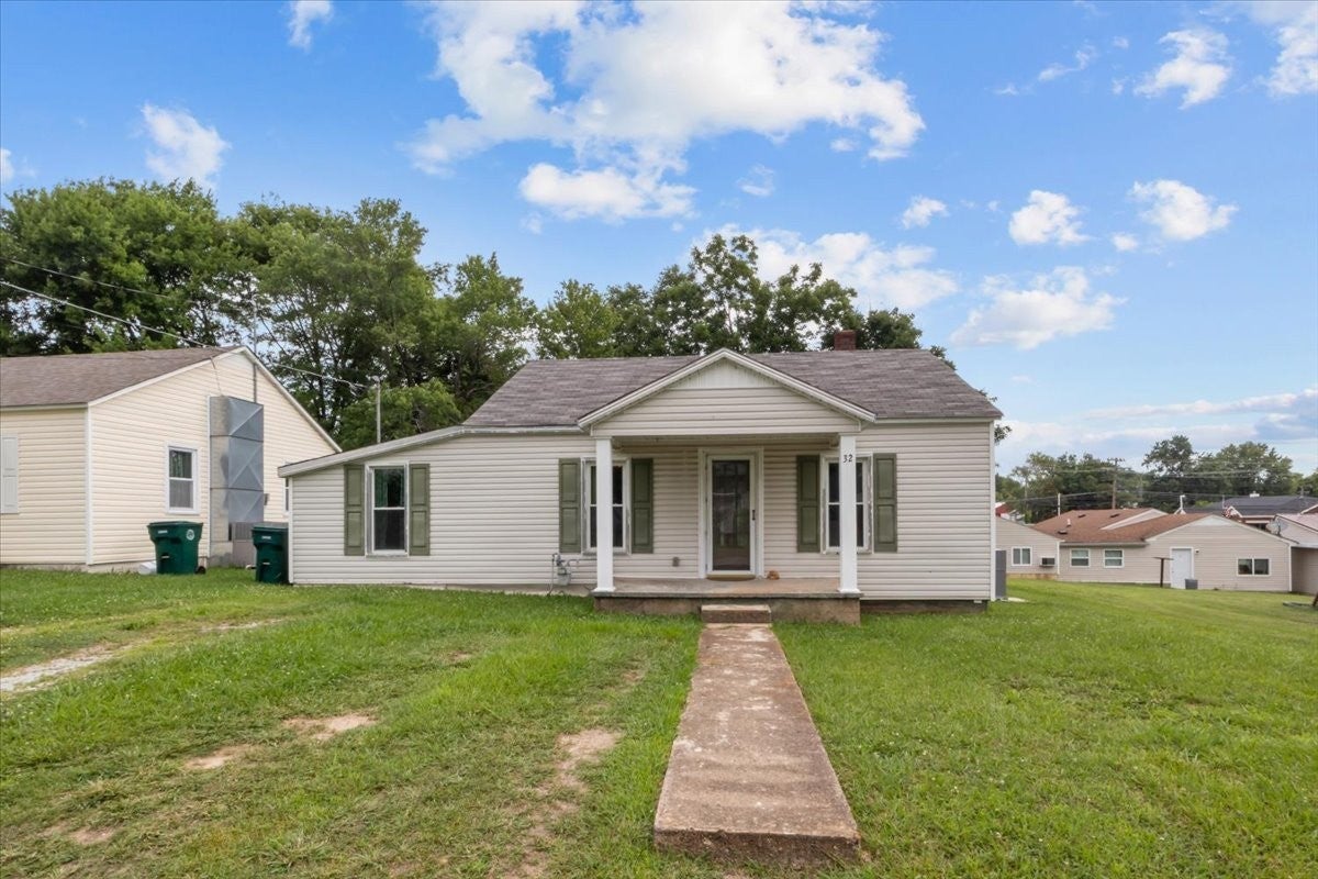32 High St