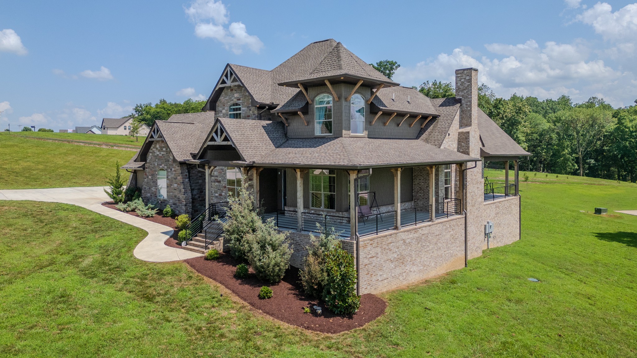 1043 Emerald Valley Dr