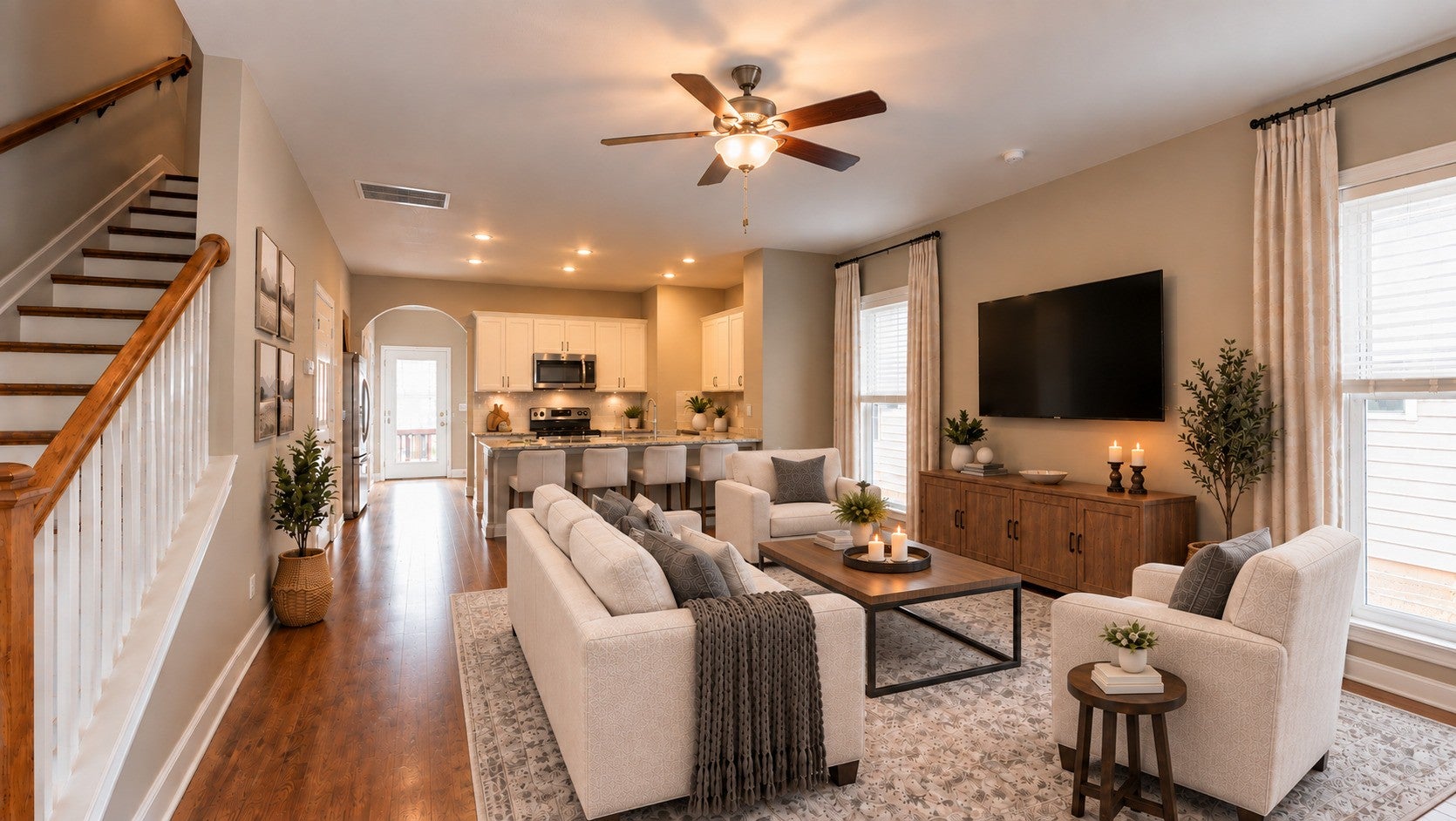 215 Mansfield Dr