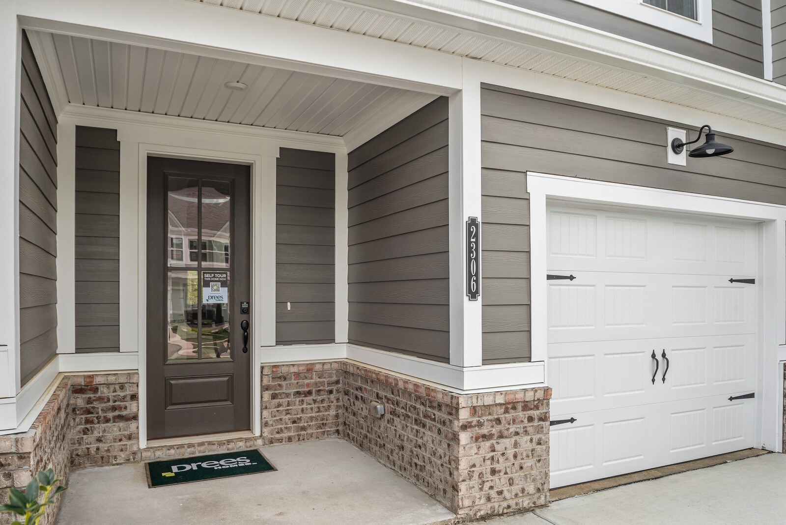 2321 Juneau Lane