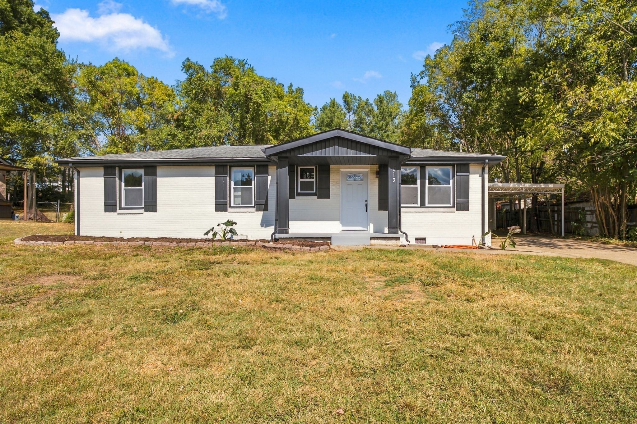 913 Bettie Dr