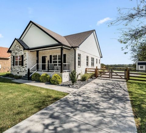 589 Portland Blvd Portland TN 37148