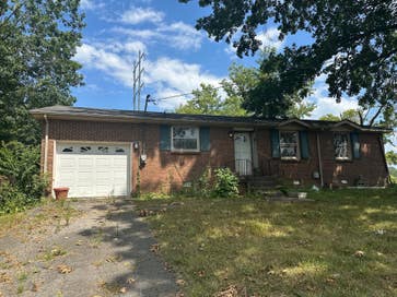 230 S Valley Rd Hendersonville TN 37075