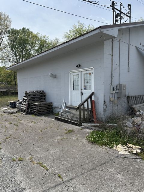 124 Shelbyville Hwy Fayetteville TN 37334