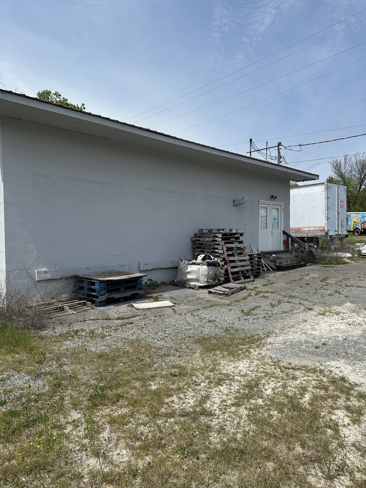 124 Shelbyville Hwy