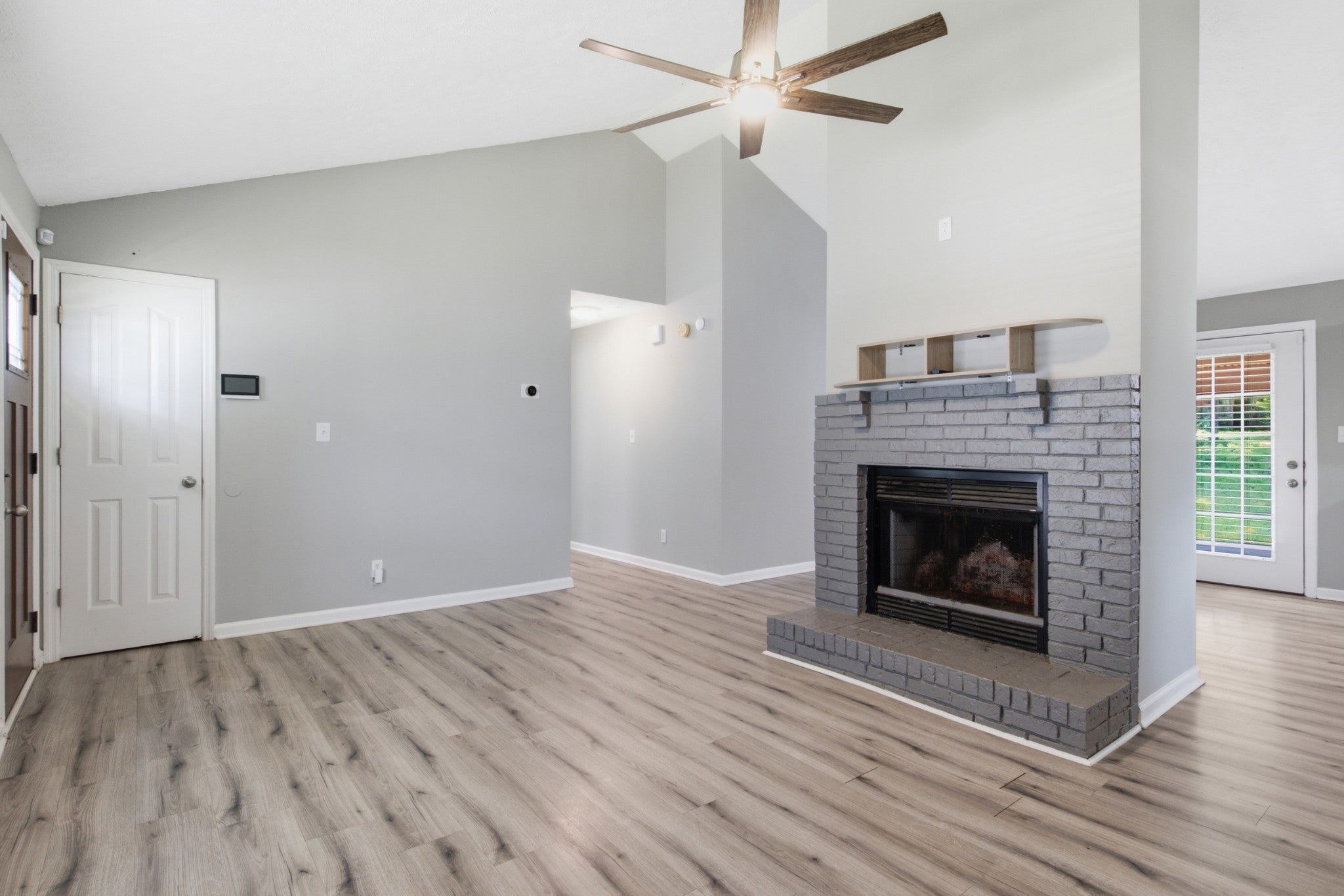 3205 Harbor Lndg
