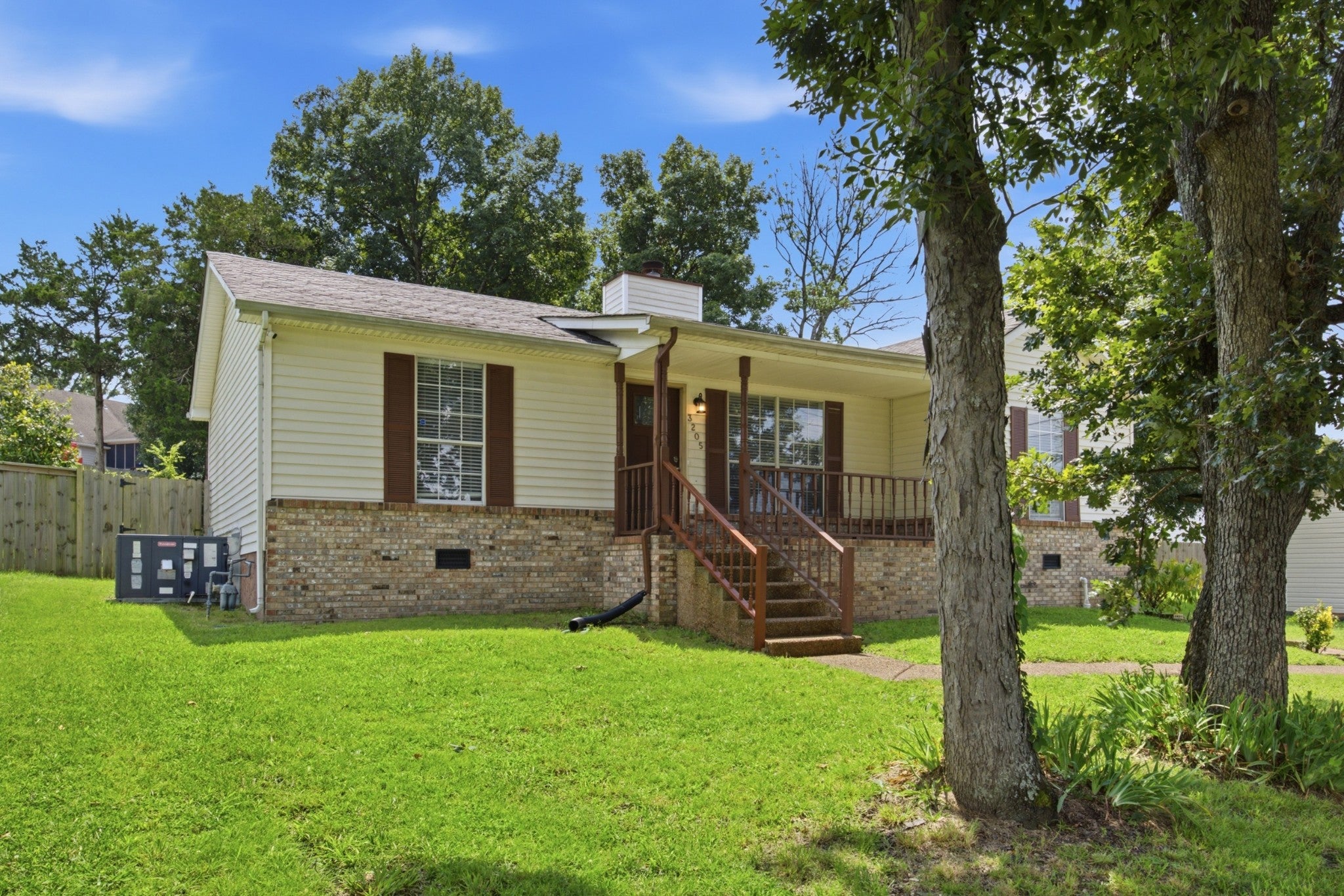3205 Harbor Lndg