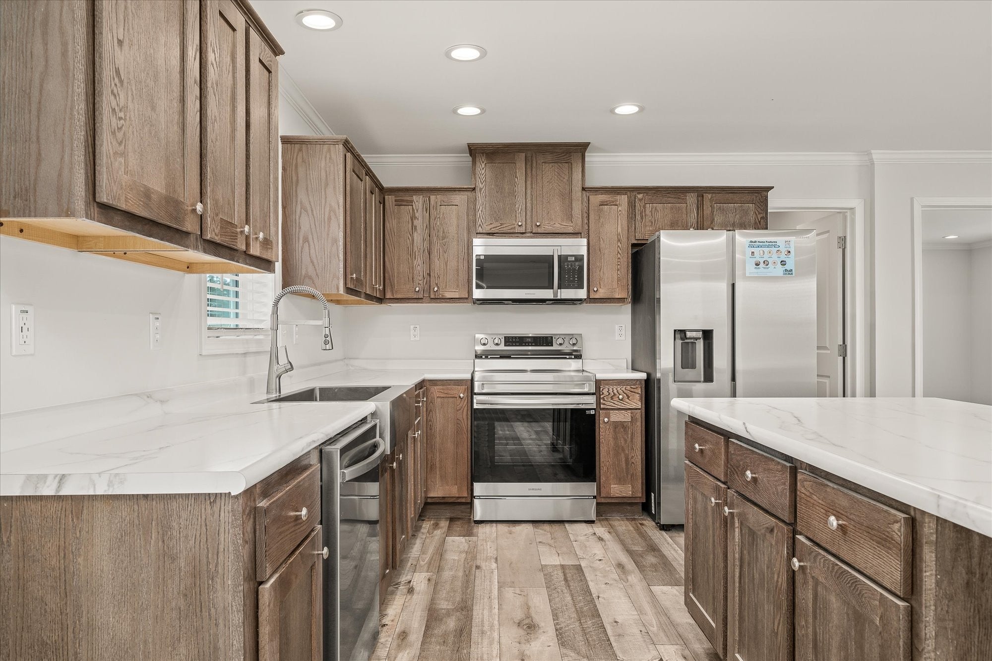 1840 Anna Maria Ln