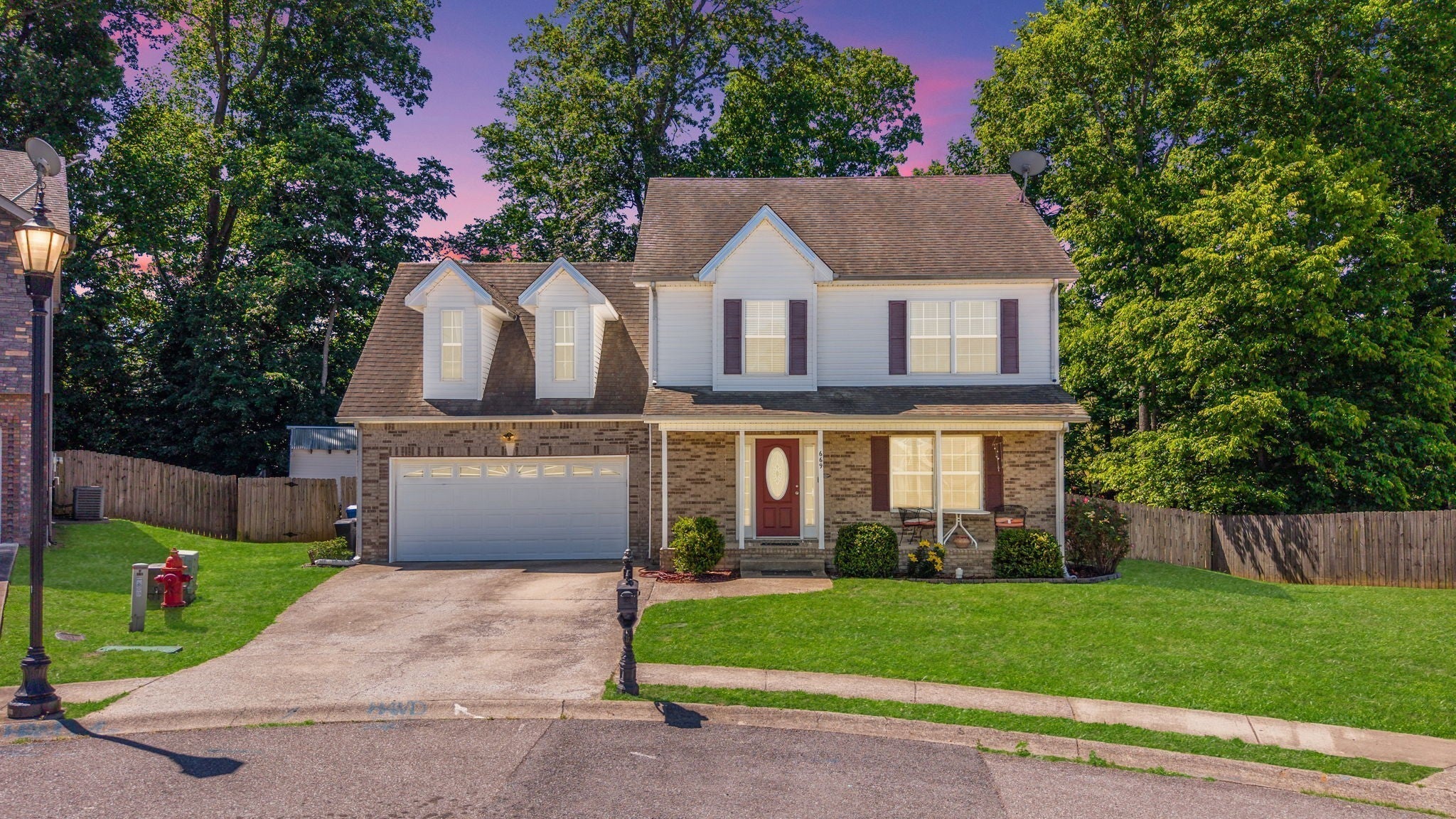 669 Wolfchase Ct