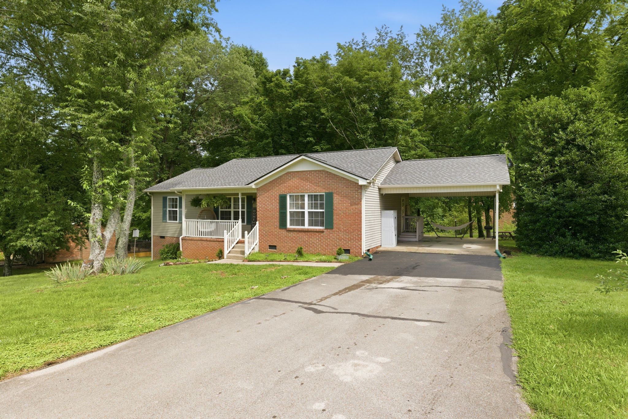 500 Spring Valley Dr